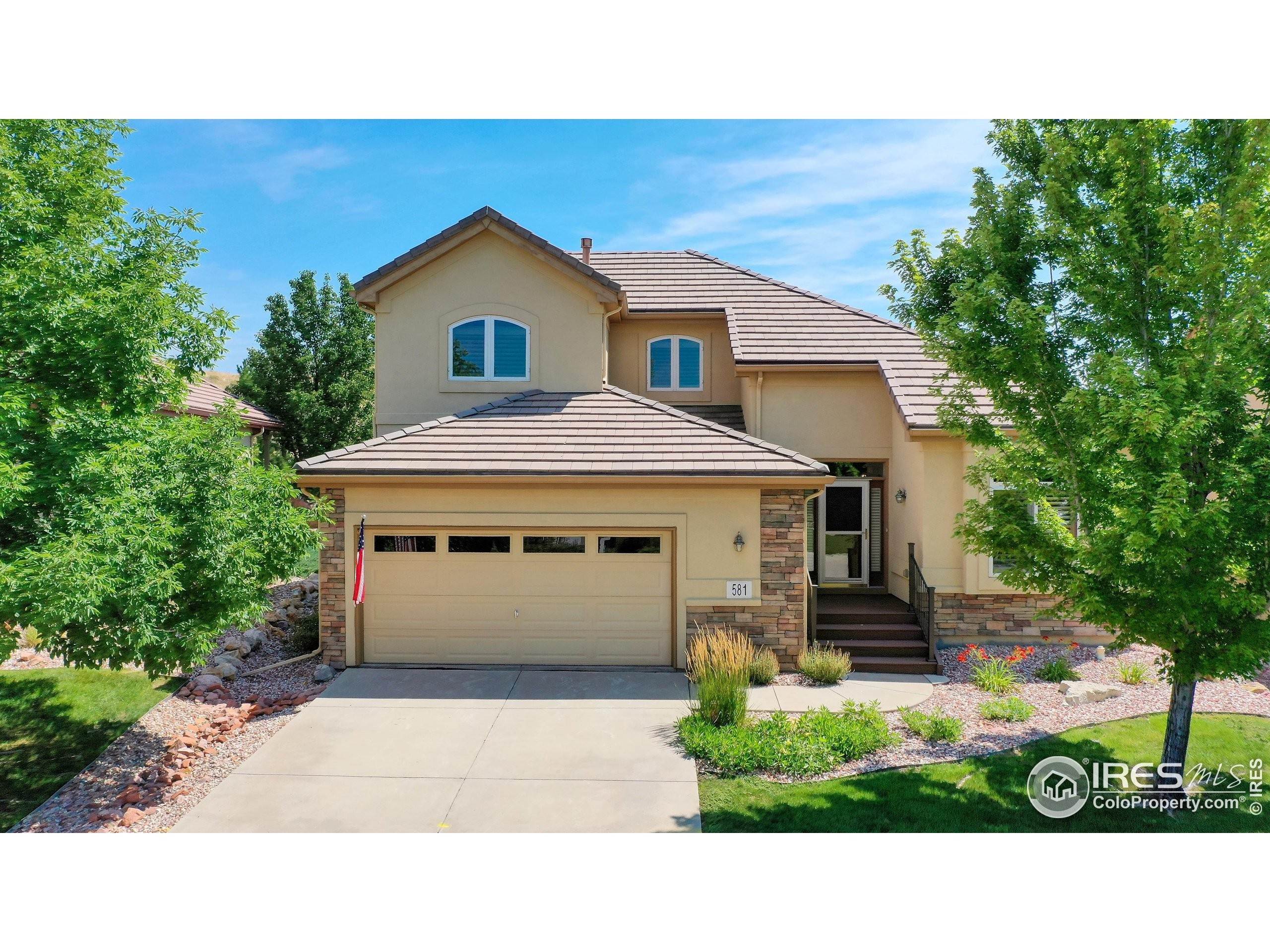Single Family Homes for Active at 581 Mariana Pointe Drive Loveland, Colorado 80537 United States