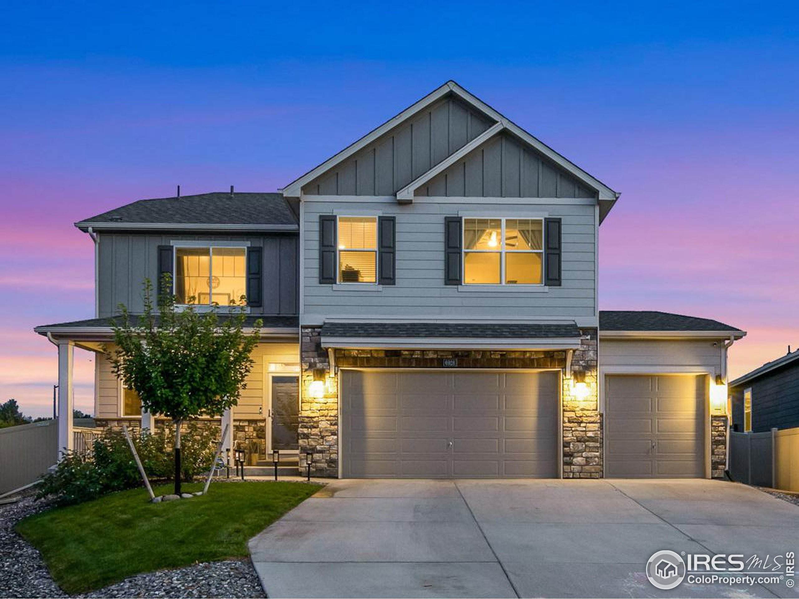 Single Family Homes for Active at 6928 Clarke Drive Frederick, Colorado 80530 United States