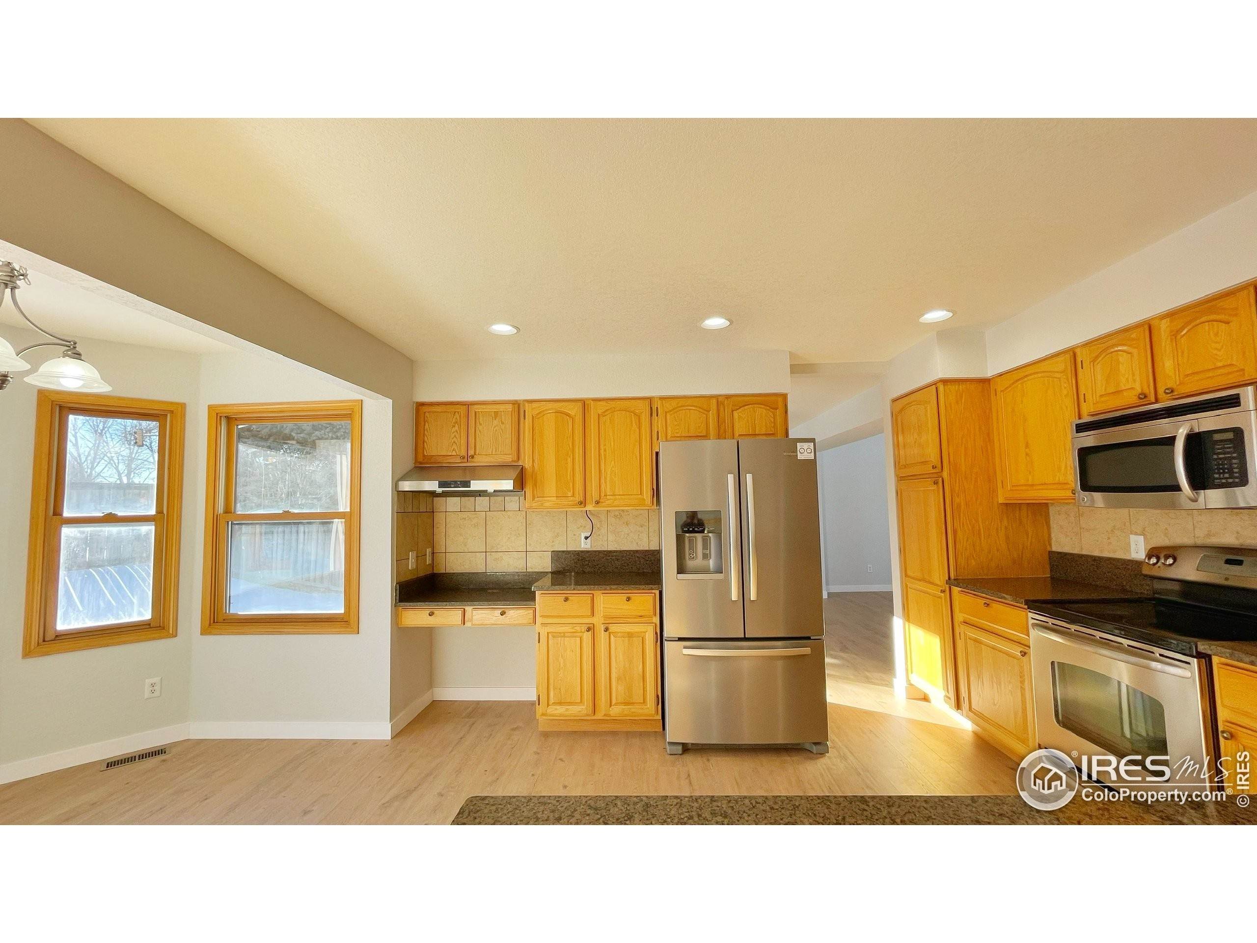 7. Single Family Homes for Active at 1425 Sanford Drive Fort Collins, Colorado 80526 United States