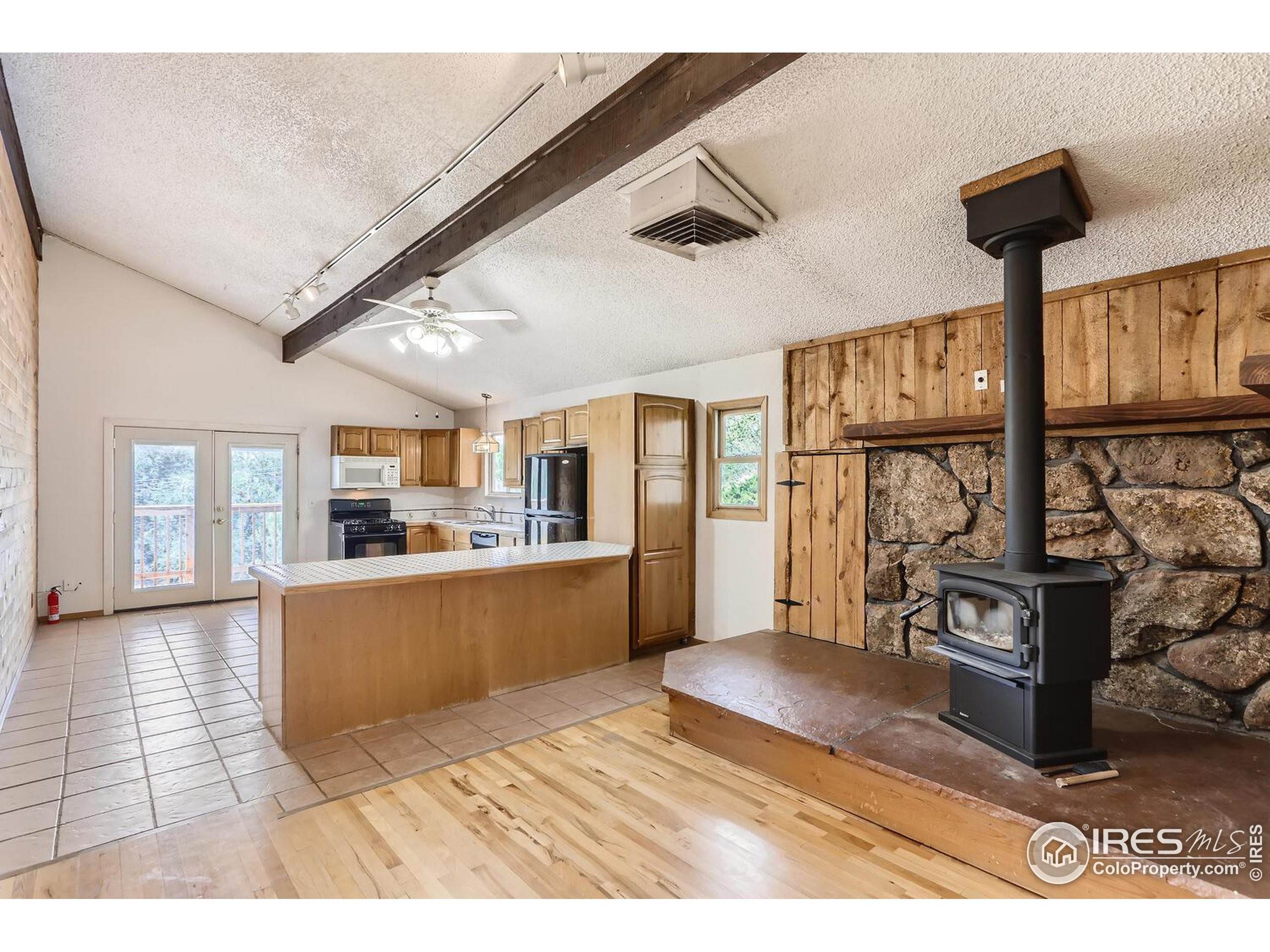 1. Single Family Homes for Active at 926 4th Avenue Lyons, Colorado 80540 United States