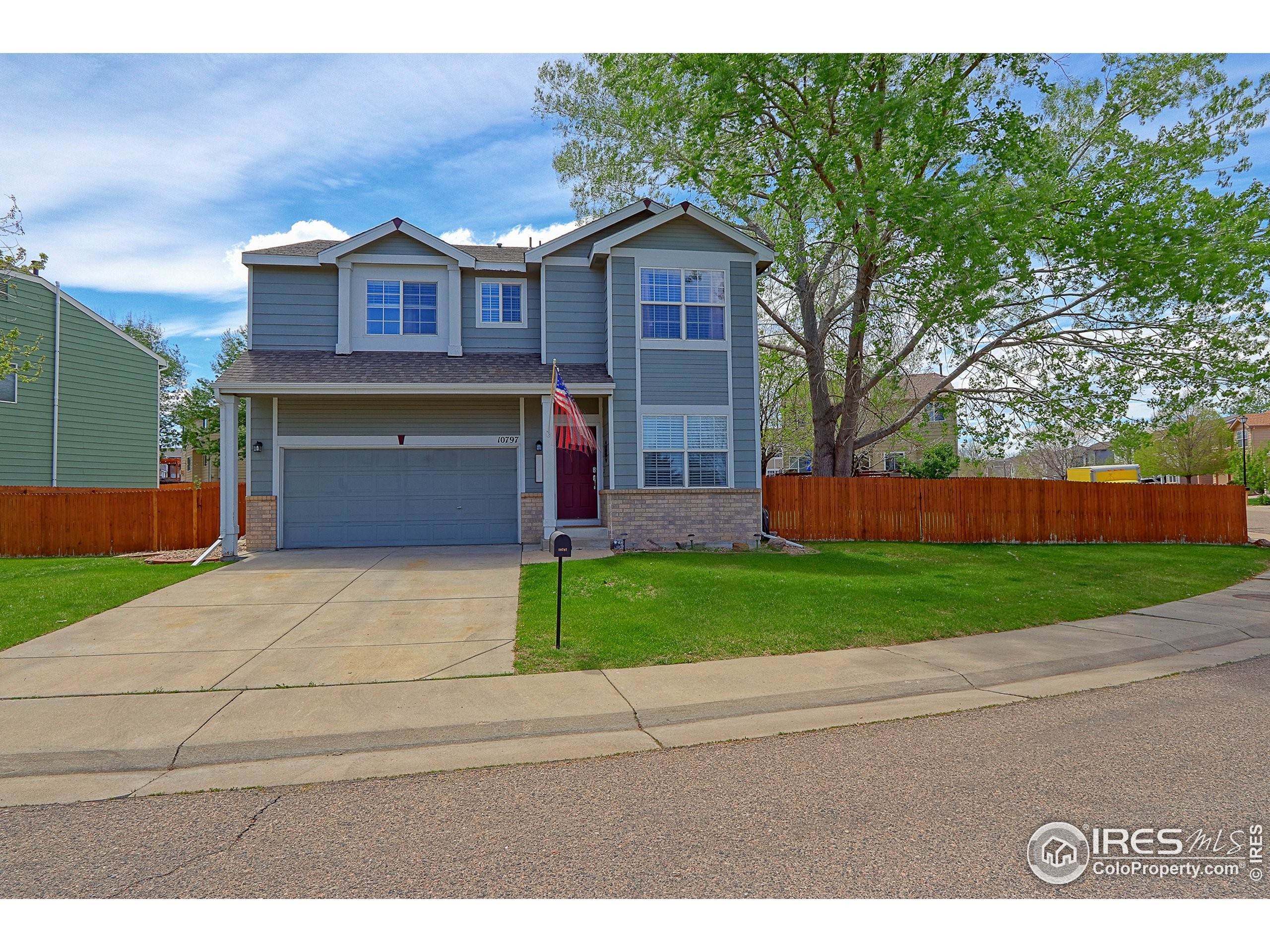 Single Family Homes for Active at 10797 Madison Way Northglenn, Colorado 80233 United States