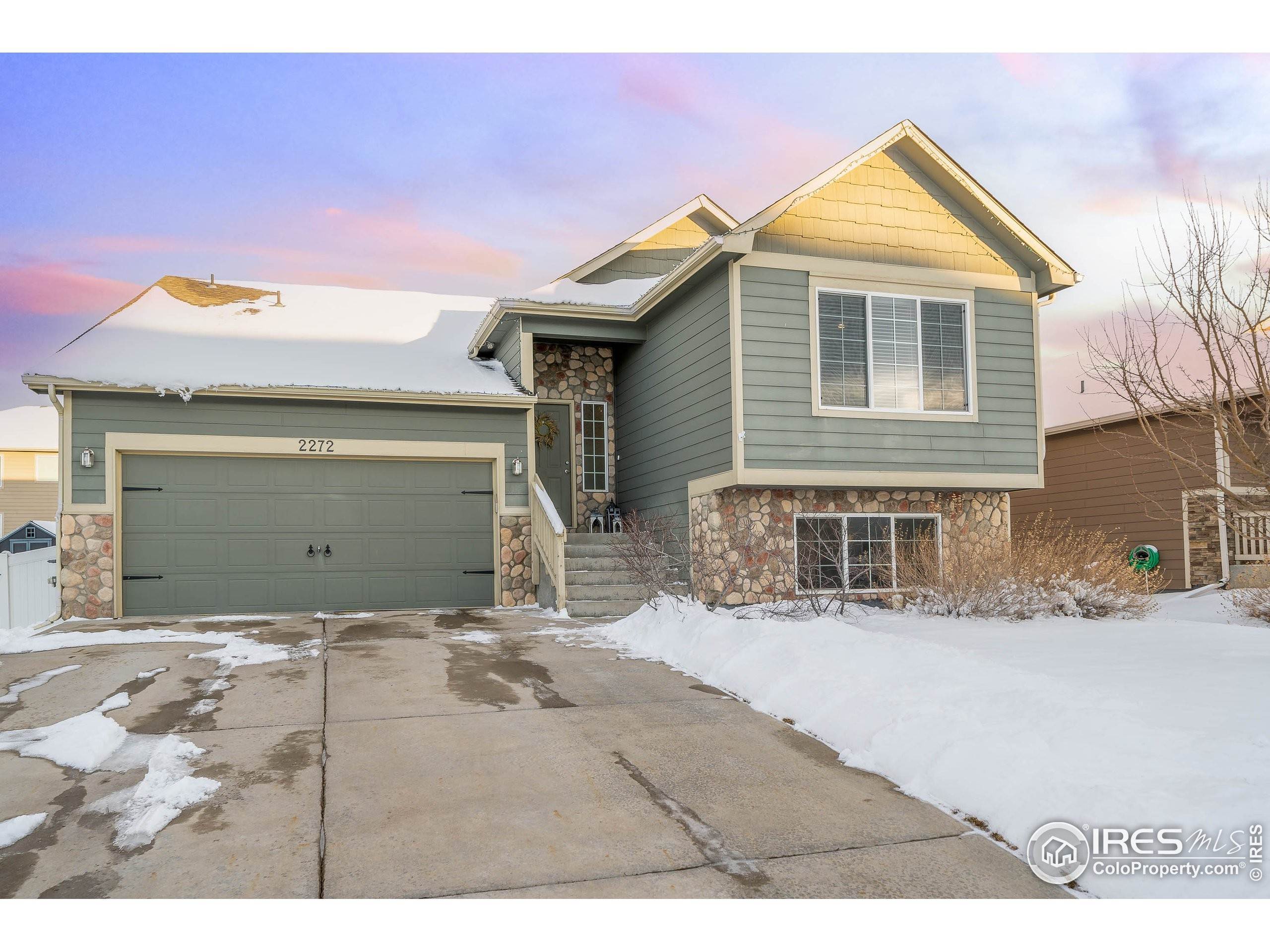 3. Single Family Homes for Active at 2272 Talon Parkway Greeley, Colorado 80634 United States