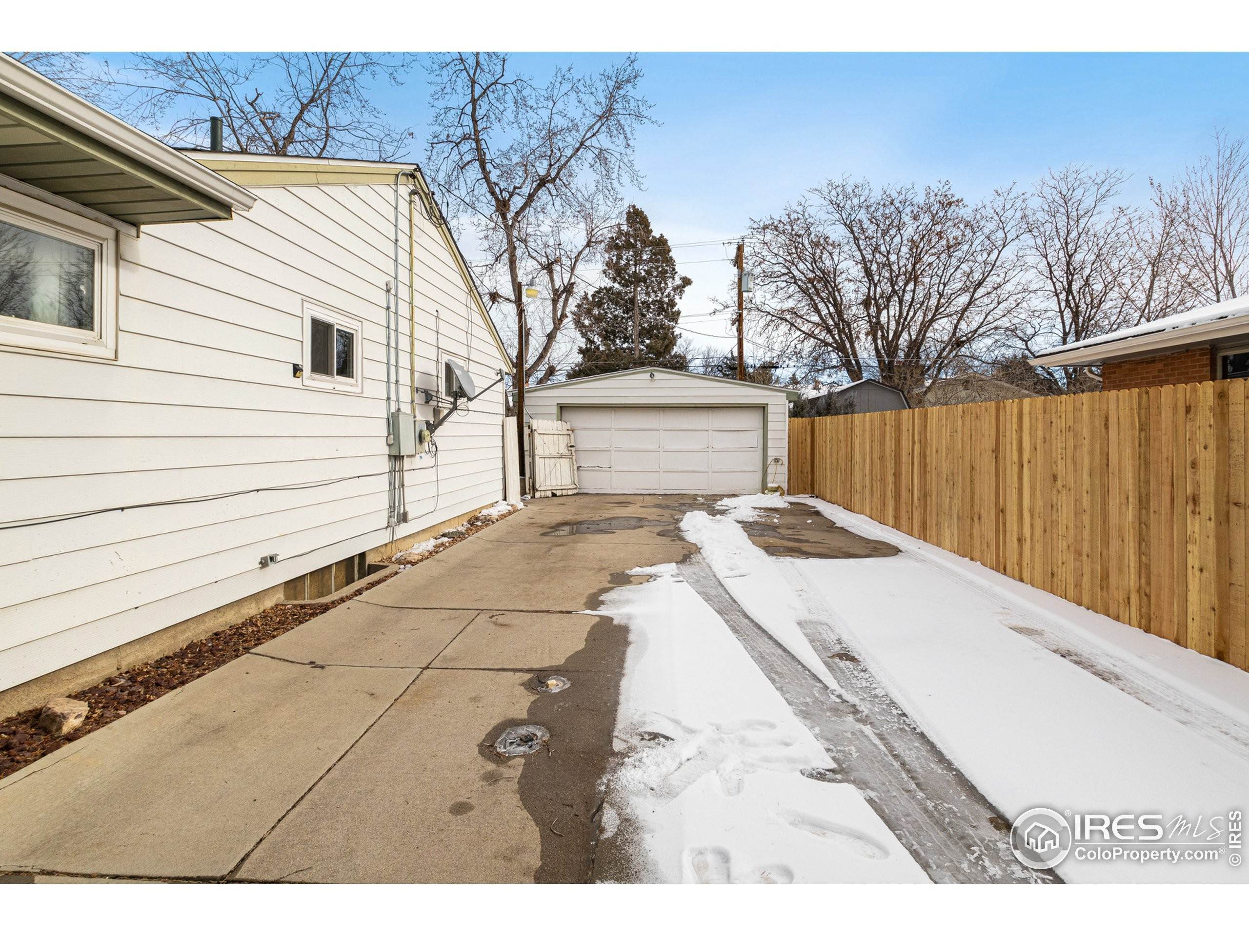 4. Single Family Homes for Active at 354 Central Avenue Brighton, Colorado 80601 United States