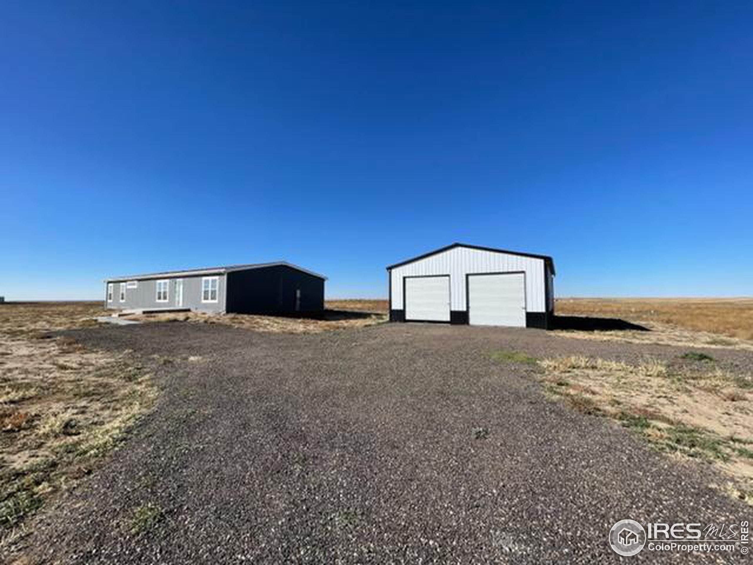 Single Family Homes for Active at 41887 County Road 84 Briggsdale, Colorado 80611 United States