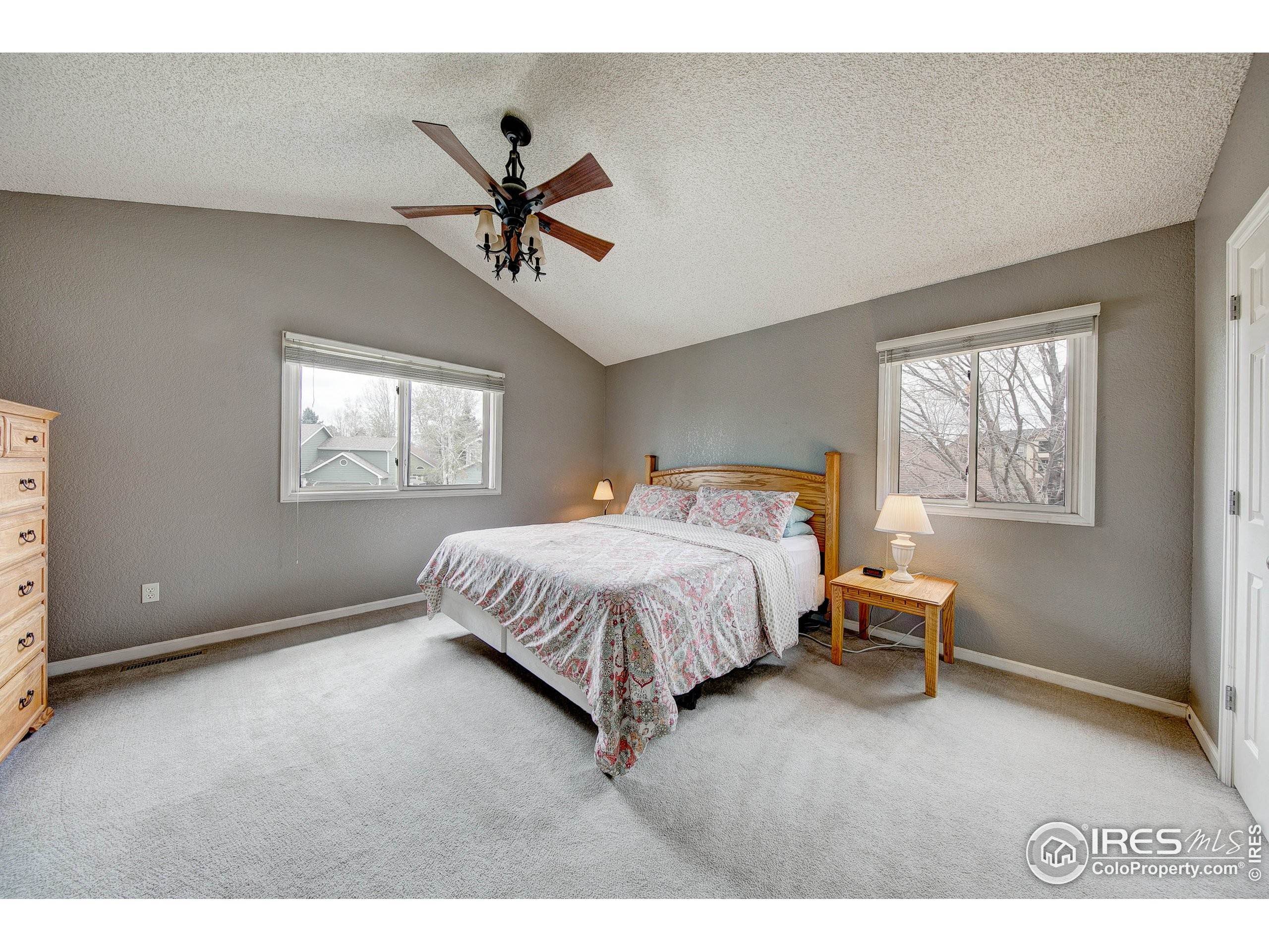 17. Single Family Homes for Active at 1108 Sawtooth Oak Court Fort Collins, Colorado 80525 United States