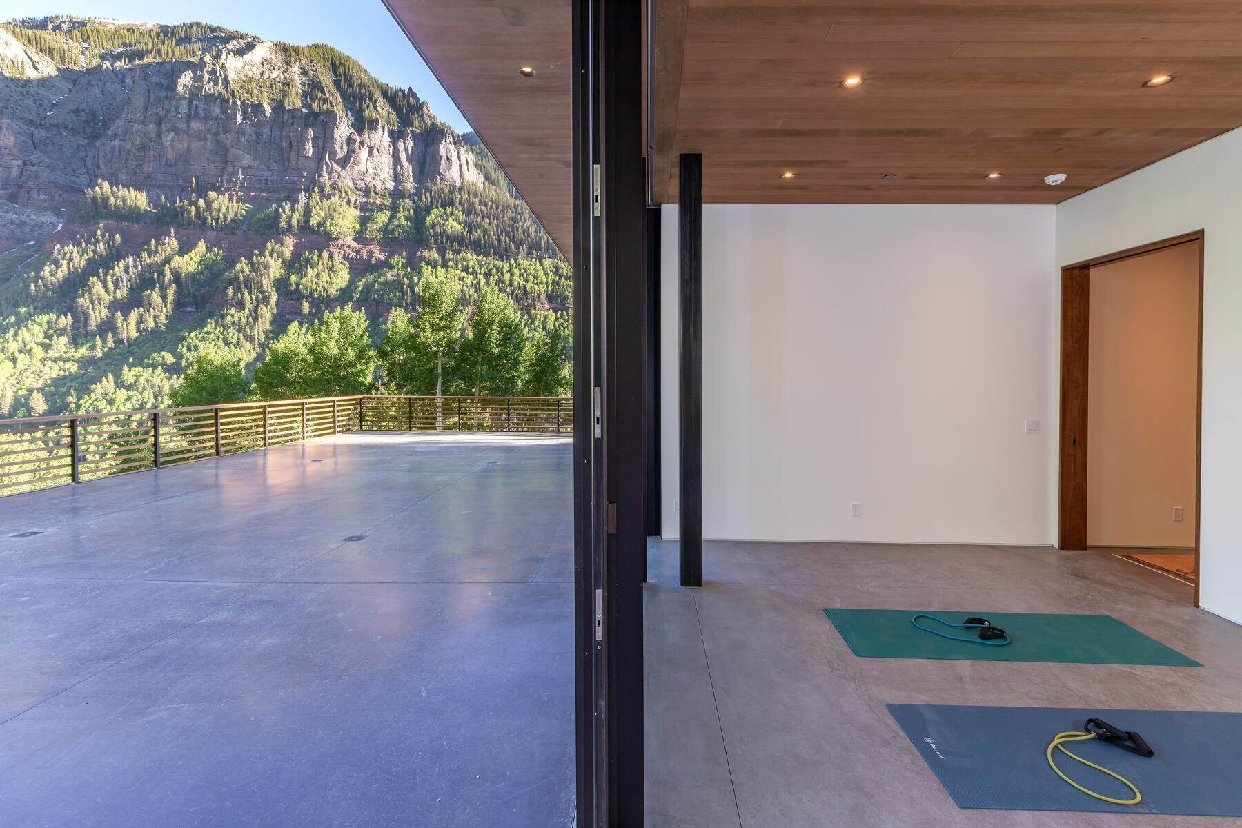33. Single Family Homes for Active at An Extraordinary Retreat in the Heart of Telluride's Iconic Box Canyon 300 Royer Lane Telluride, Colorado 81435 United States