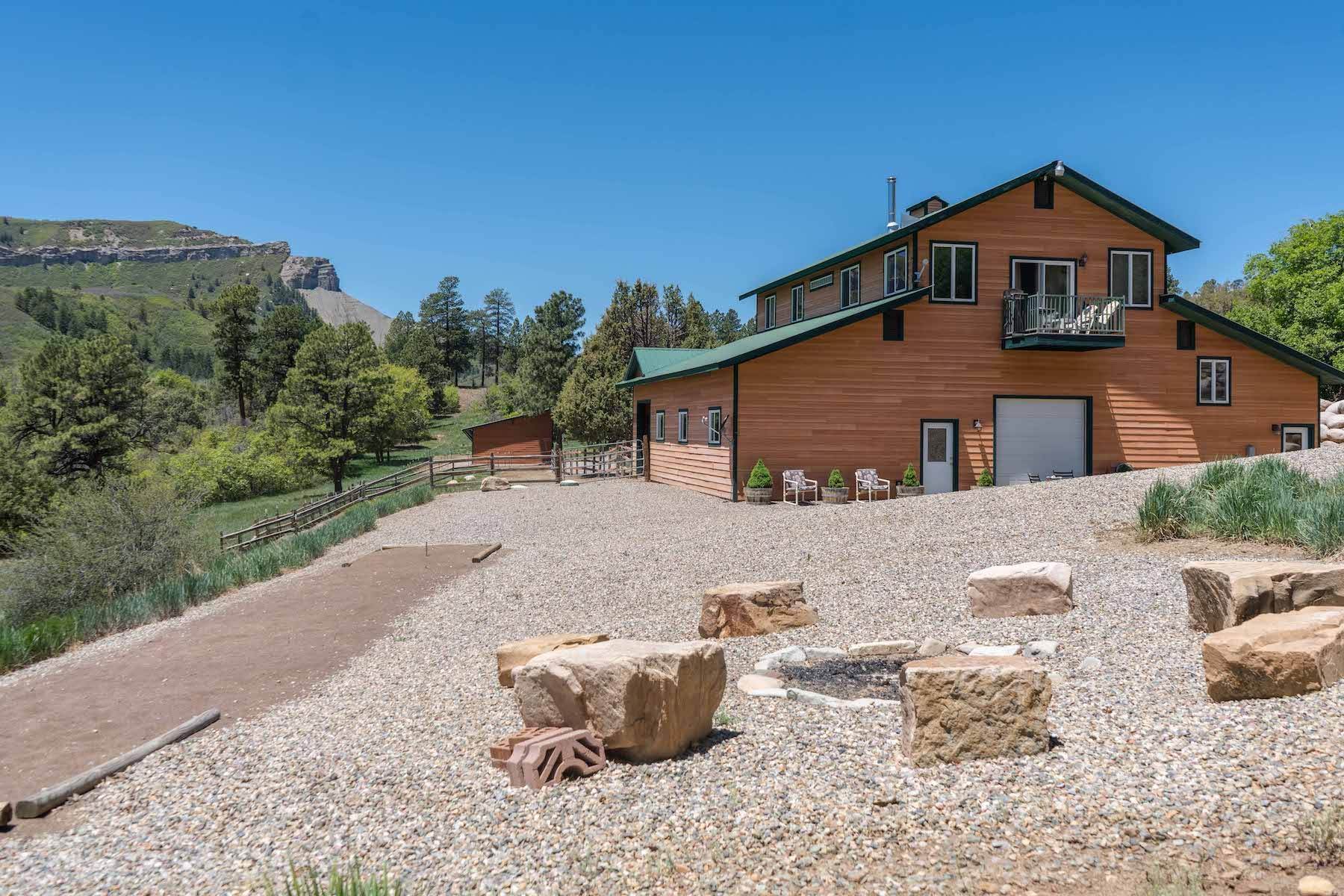 45. Single Family Homes for Active at 935 Mountain Memories Lane Durango, Colorado 81301 United States