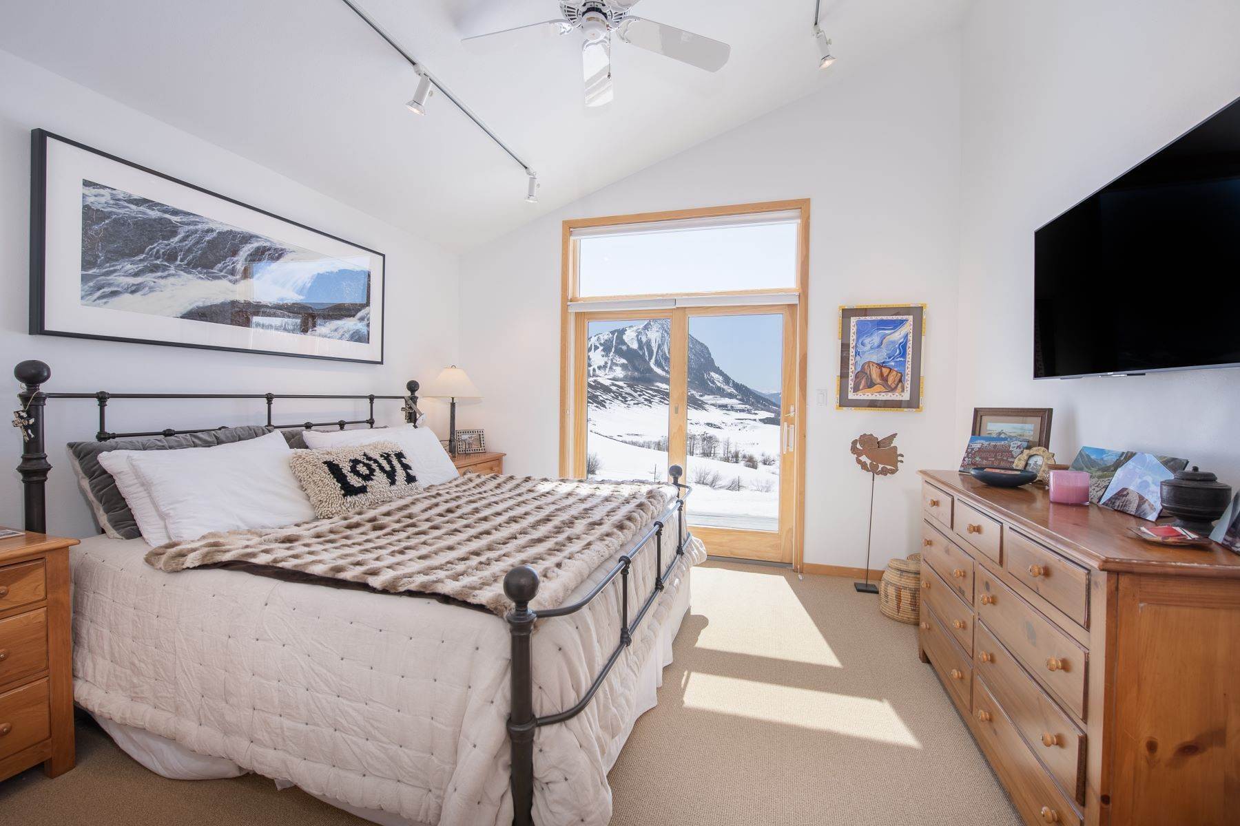 21. Single Family Homes for Active at 30 Quigley Circle Crested Butte, Colorado 81224 United States