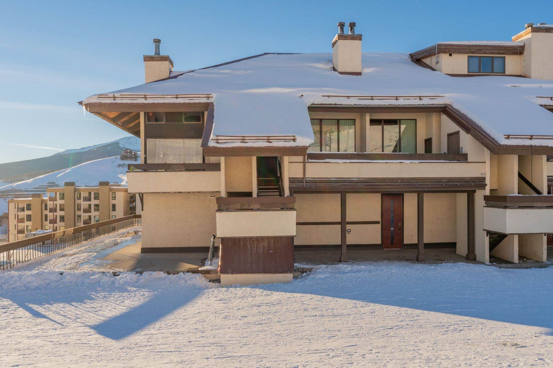 32. Condominiums for Active at Ski-in, Ski-out Condo in Mt. Crested Butte 14 Snowmass Road, Unit 301 Mount Crested Butte, Colorado 81225 United States