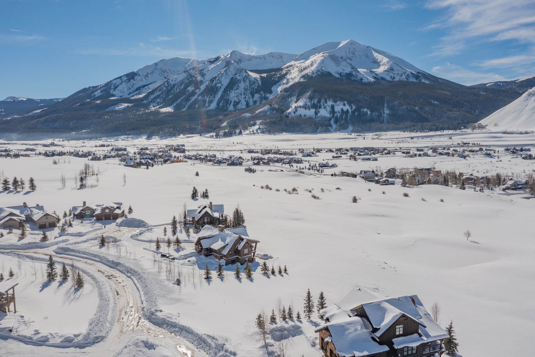 10. Land for Active at West Facing Lot on the 10th Hole 91 Trent Jones Way Crested Butte, Colorado 81224 United States