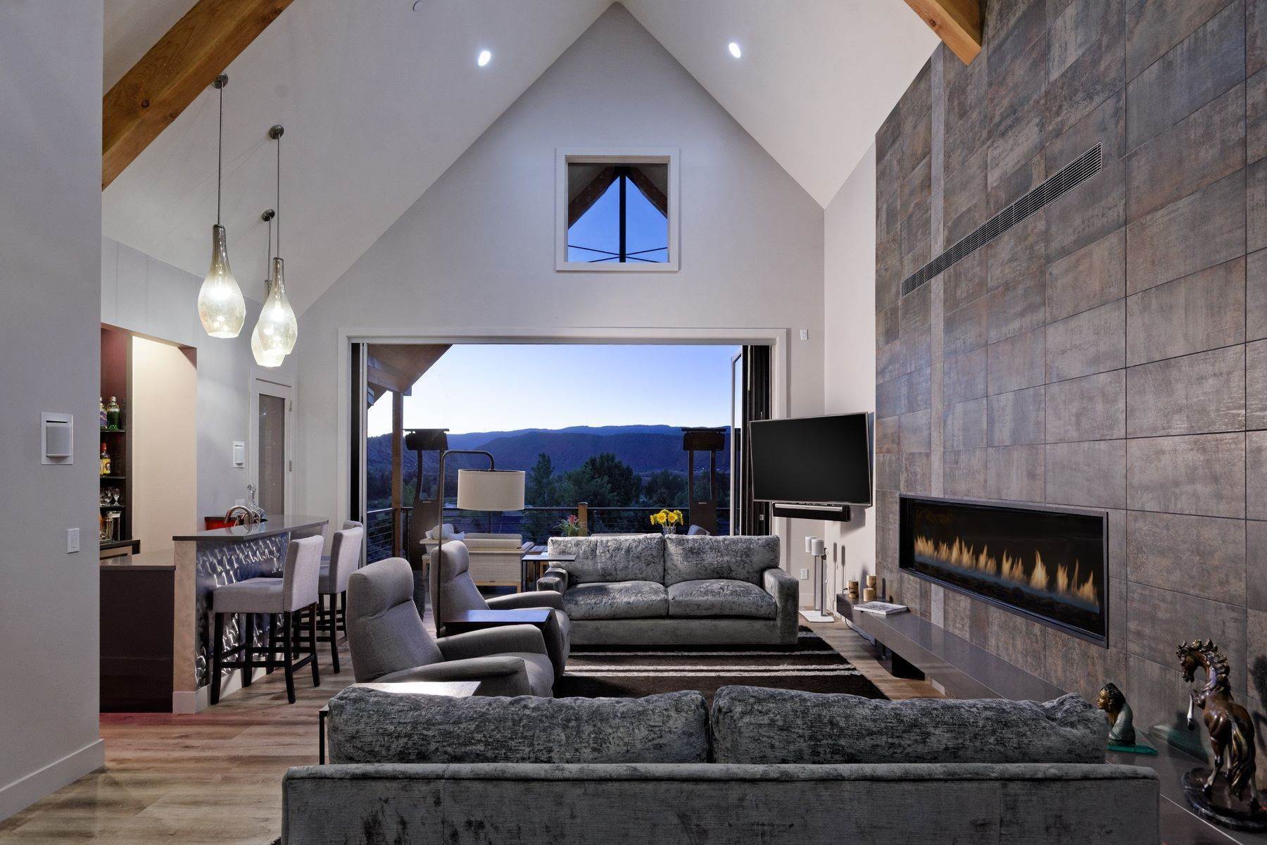 4. Single Family Homes for Active at Rustic Contemporary 37 Primrose Lane Carbondale, Colorado 81623 United States
