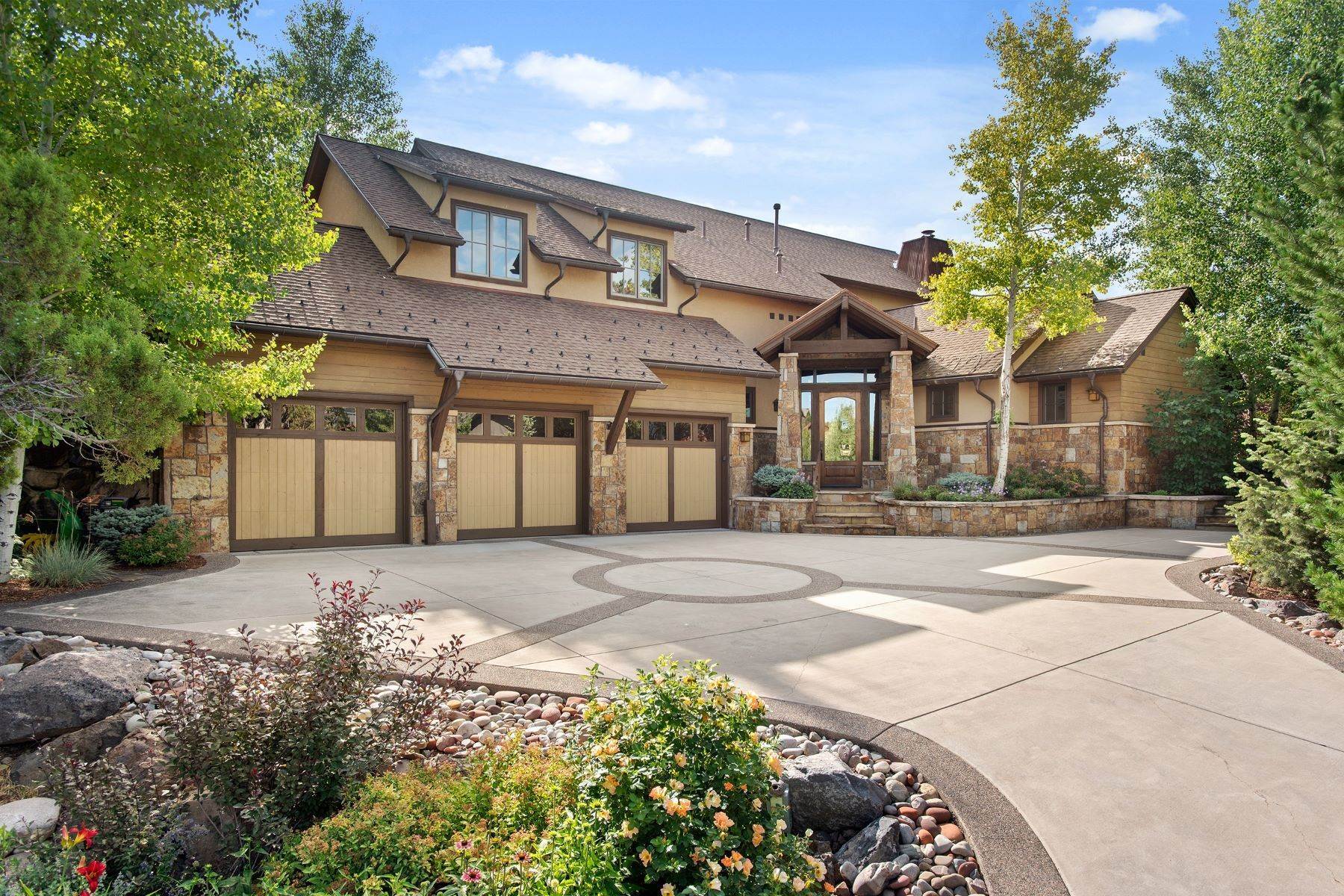 Single Family Homes for Active at High on Hillcrest 474 Hillcrest Drive Basalt, Colorado 81621 United States
