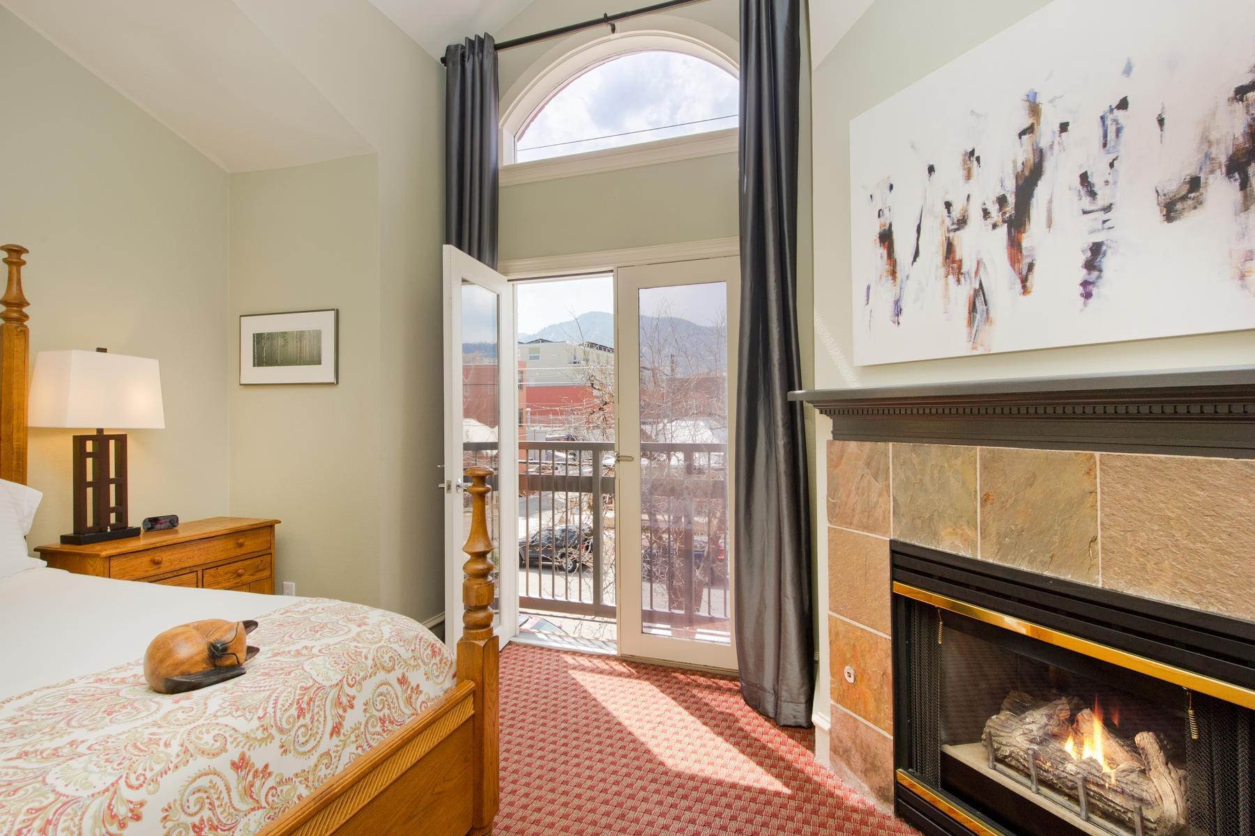 28. Single Family Homes for Active at The Bradley Boulder Inn 2040 16th St Boulder, Colorado 80302 United States