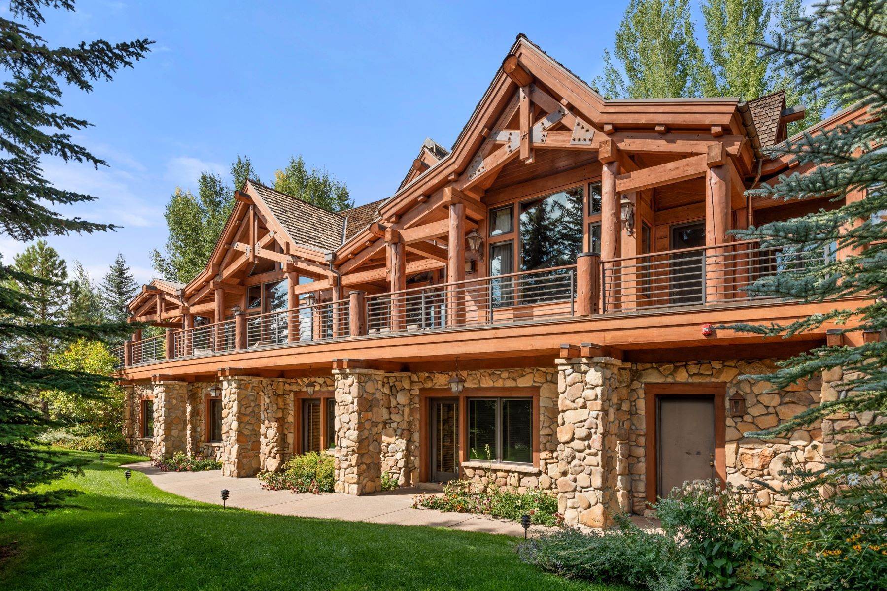 Single Family Homes en Aspen's Most Prestigious Address - Willoughby Way 411 Willoughby Way Aspen, Colorado 81611 Estados Unidos