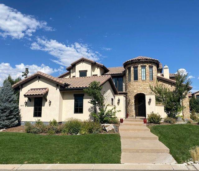 Single Family Homes for Active at Custom beauty located on one of the most coveted streets in BackCountry 10870 Rainribbon Road Highlands Ranch, Colorado 80126 United States
