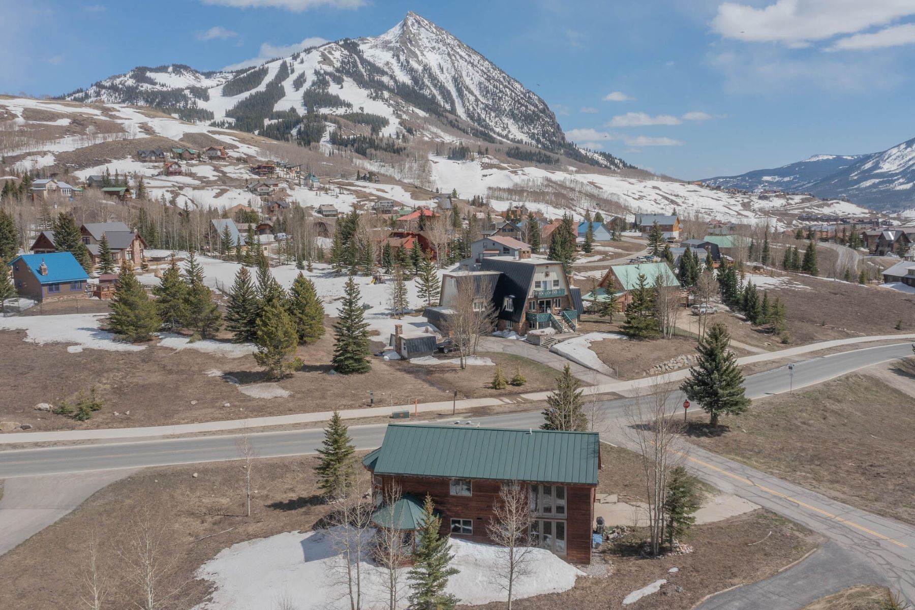 Single Family Homes for Active at 10 Arrowhead Circle, Mt. Crested Butte, CO 81225 10 Arrowhead Circle Mount Crested Butte, Colorado 81225 United States