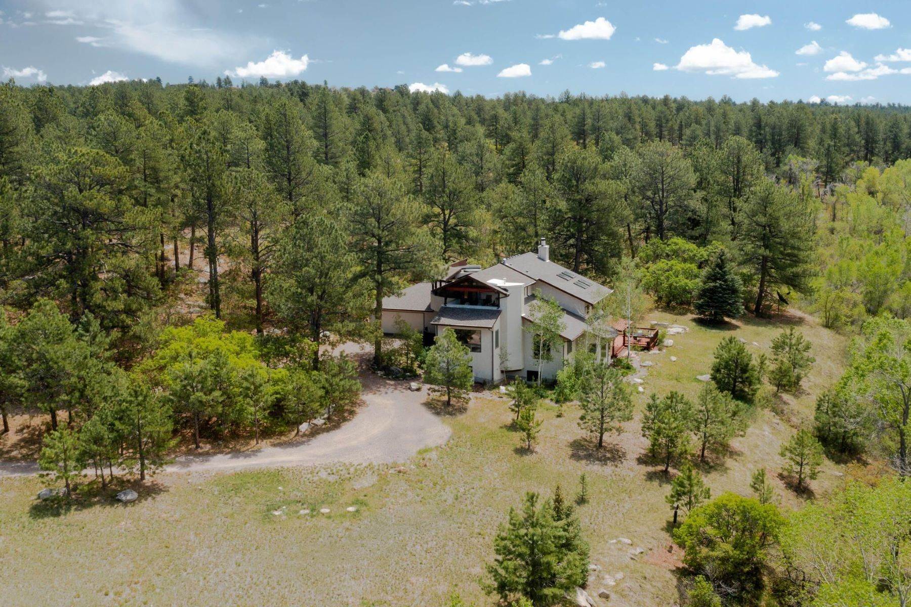 36. Single Family Homes for Active at Welcome to a piece of history! 10228 Tomichi Drive Franktown, Colorado 80116 United States