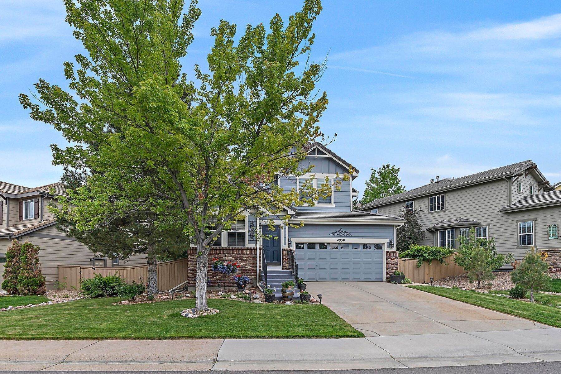 2. Single Family Homes for Active at 4930 Laurelglen Lane, Highlands Ranch, CO, 80130 4930 Laurelglen Lane Highlands Ranch, Colorado 80130 United States