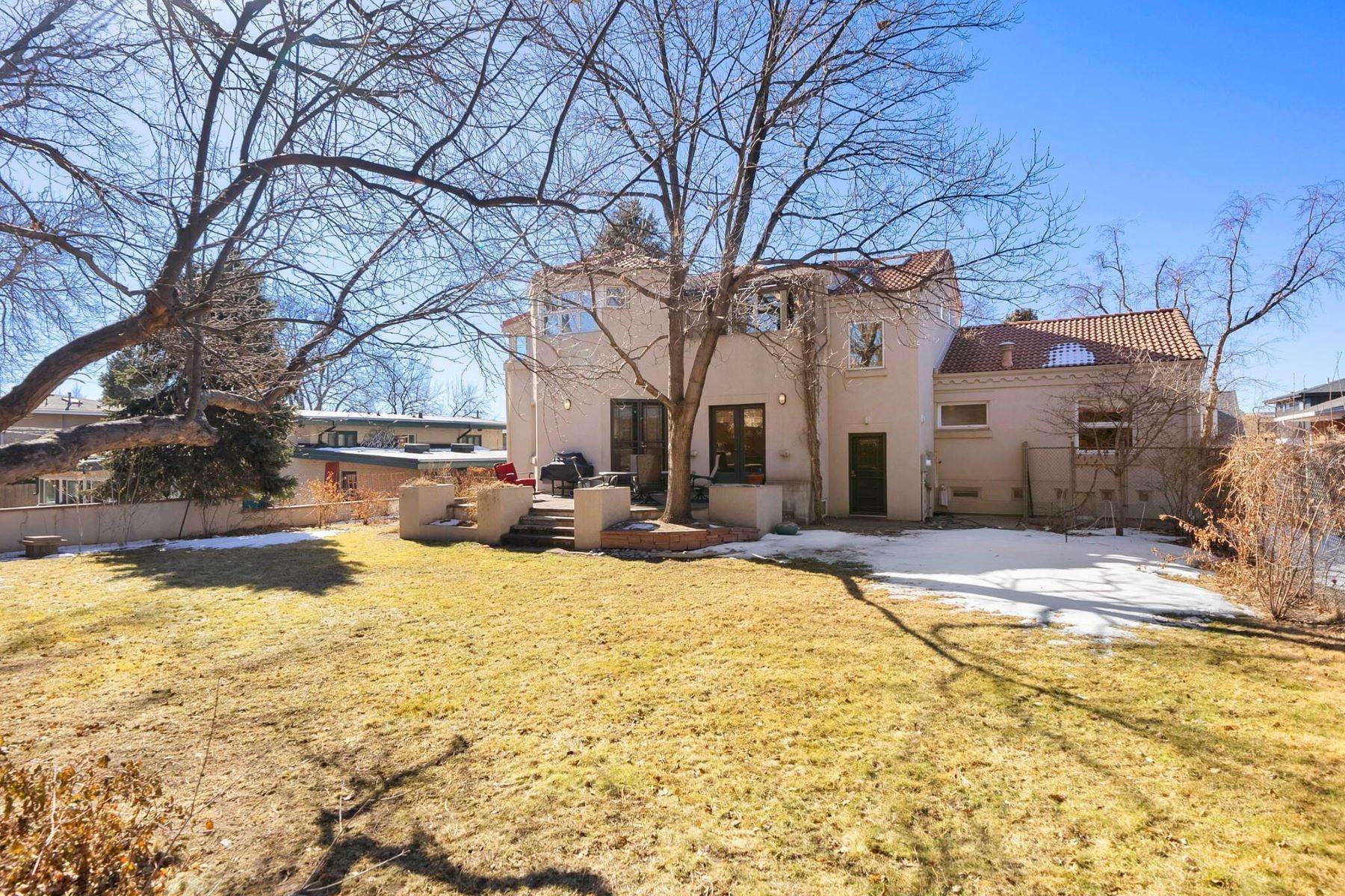 33. Single Family Homes for Active at Be romanced by this wonderful Hilltop home and opportunity! 46 S Albion Street Denver, Colorado 80246 United States