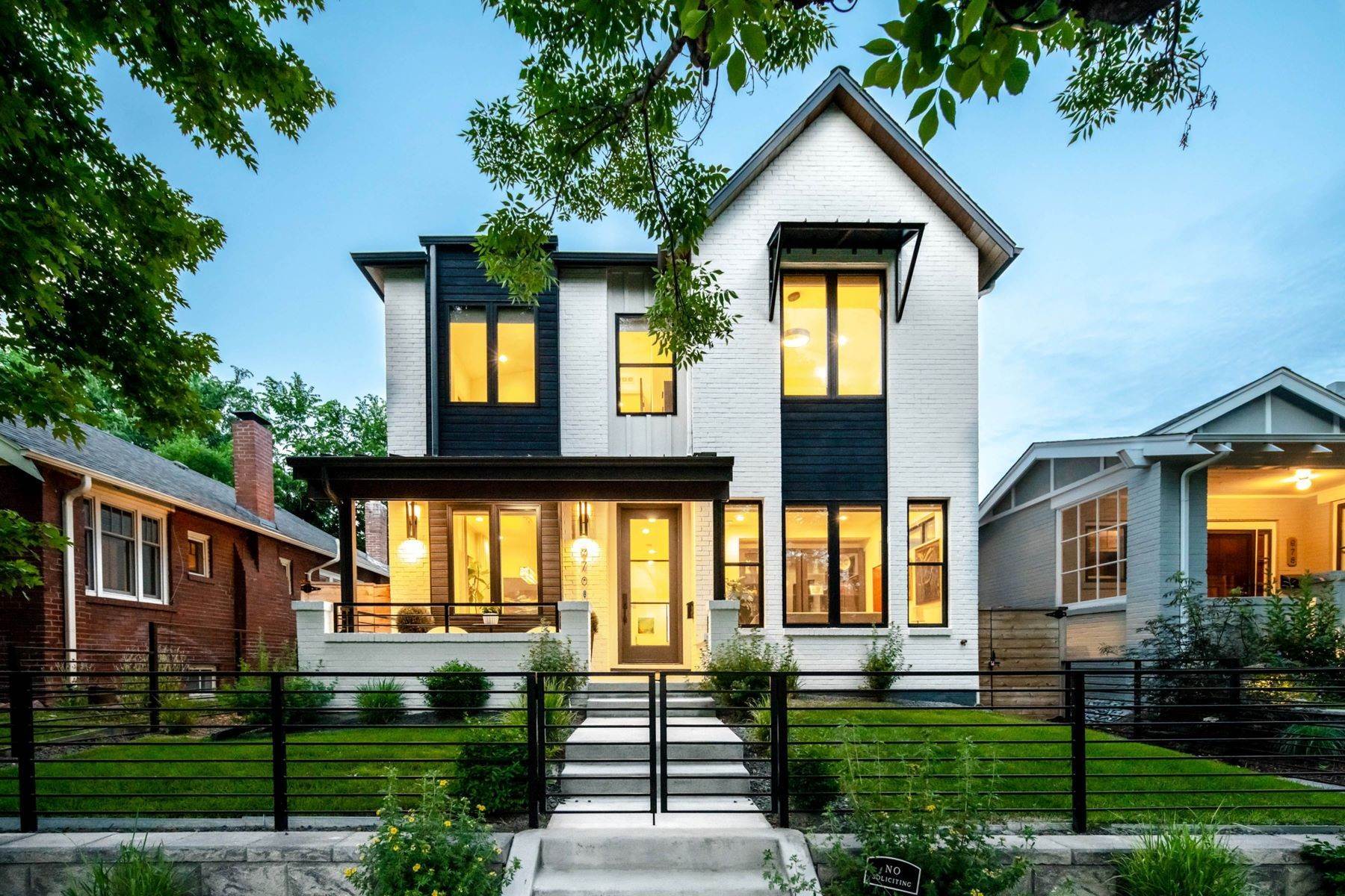 38. Single Family Homes for Active at 970 S Vine Street, Denver, CO, 80209 970 S Vine Street Denver, Colorado 80209 United States