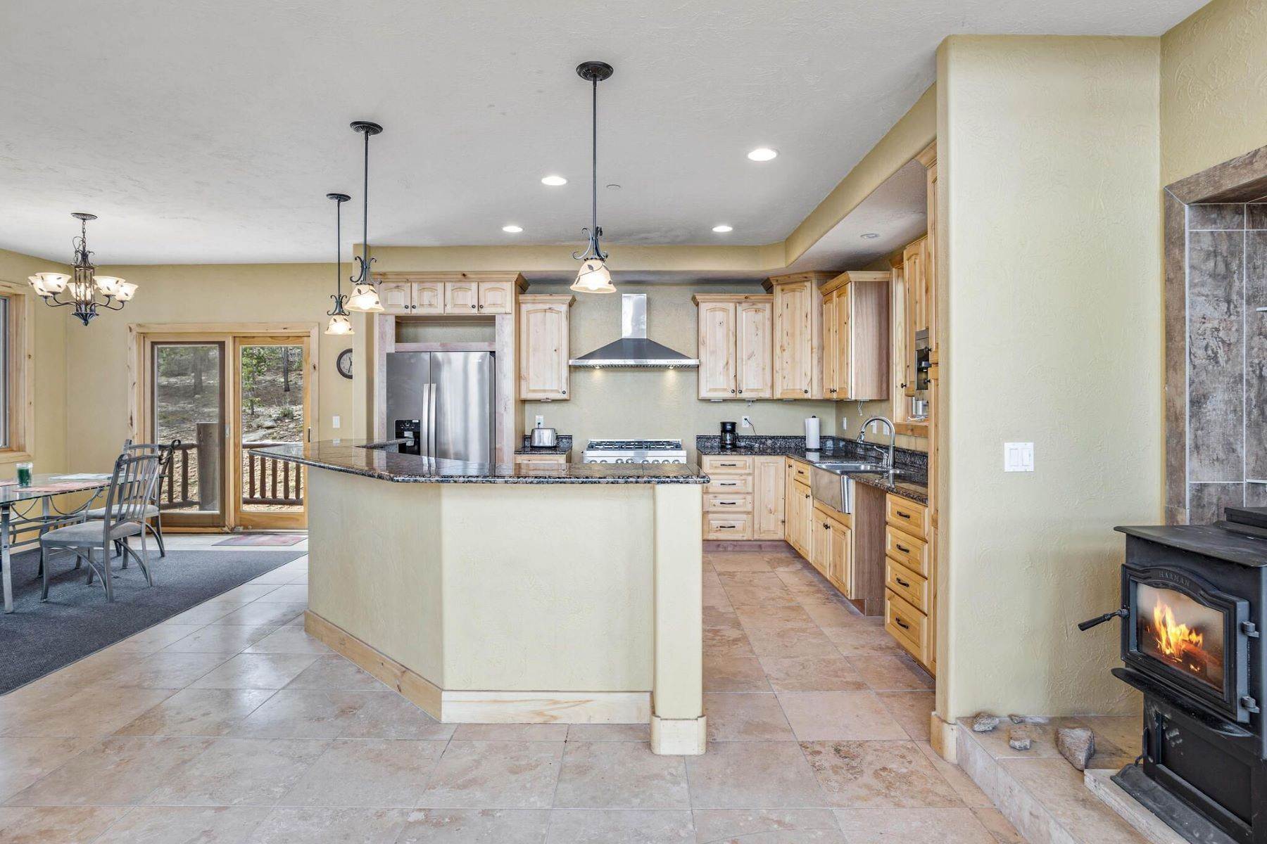 13. Single Family Homes for Active at Tranquil Colorado Mountain Living at its Finest 11561 Shimley Road Golden, Colorado 80403 United States