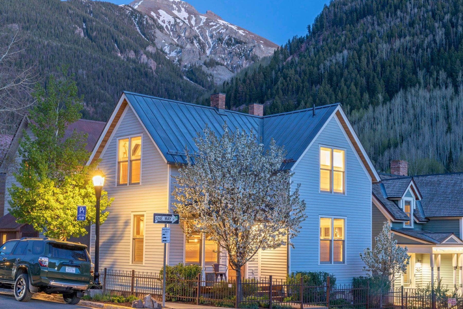 Single Family Homes for Active at 200 South Oak Street, Telluride, CO 81435 200 South Oak Street Telluride, Colorado 81435 United States