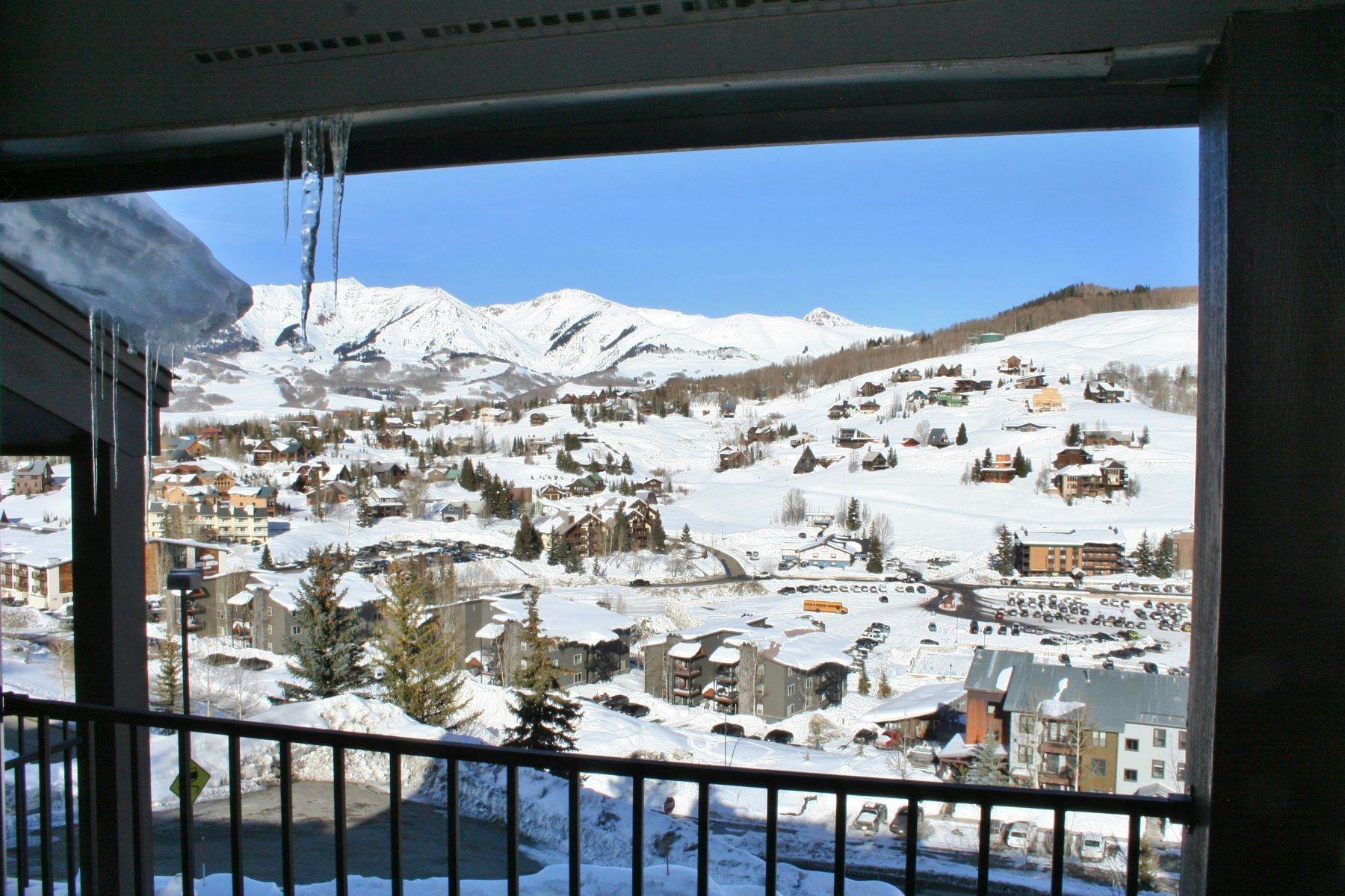 13. Condominiums for Active at Welcome To Your Eagle’s Nest Condominium At Mt. Crested Butte 11 Morning Glory Mount Crested Butte, Colorado 81225 United States