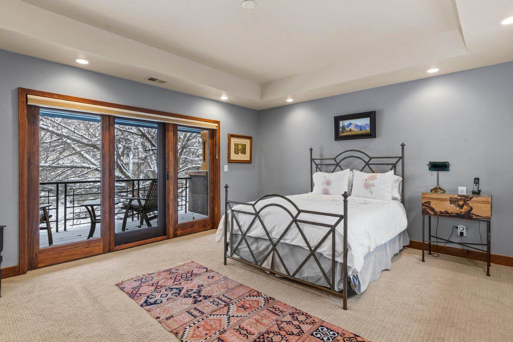 31. Single Family Homes for Active at Stunning two-story home in the desirable Cherry Creek neighborhood 515 Steele Street Denver, Colorado 80206 United States