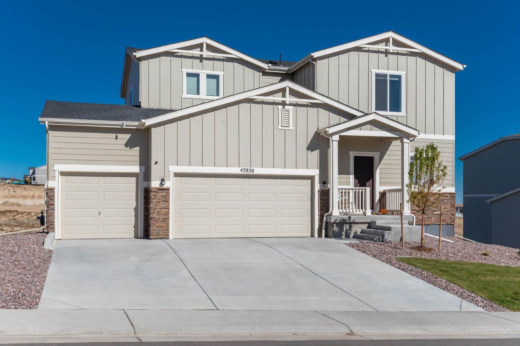 Single Family Homes for Active at Move-In Ready 42830 Ivydel Street Elizabeth, Colorado 80107 United States