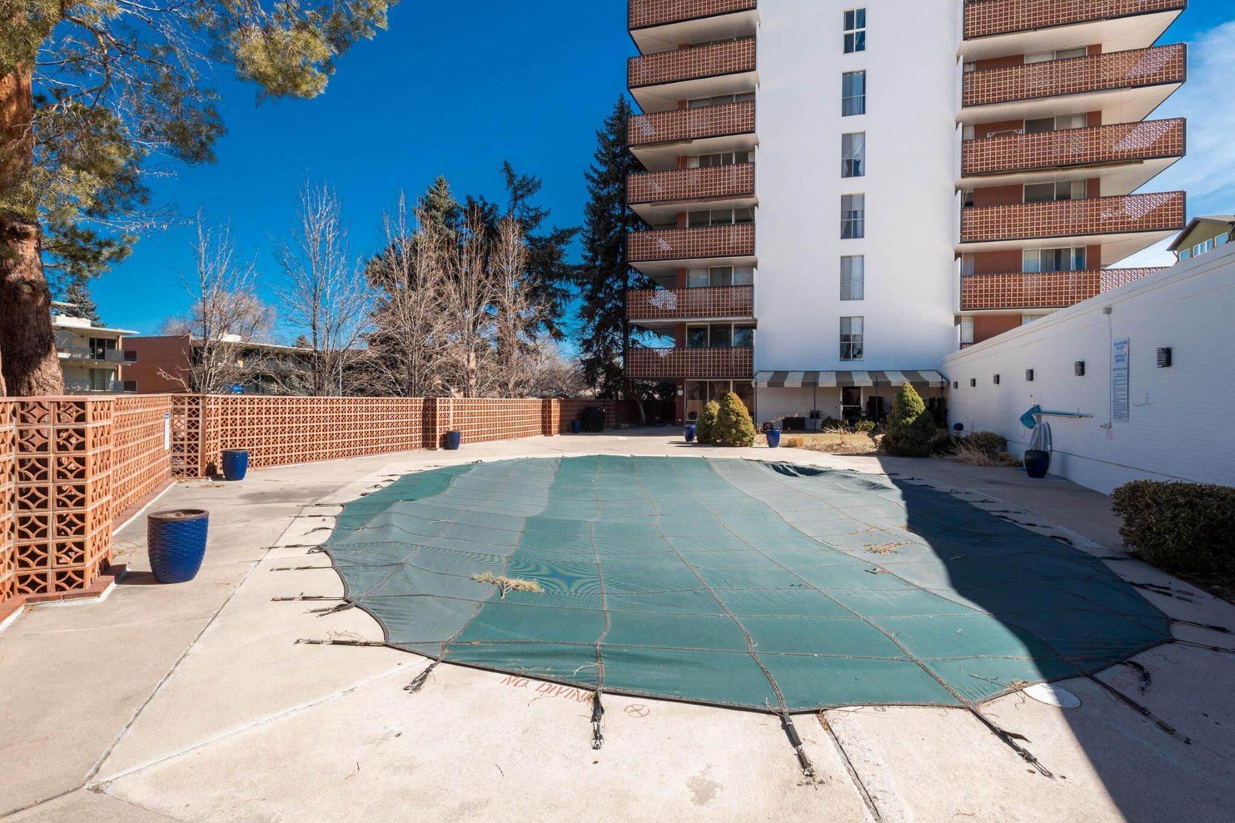 31. Condominiums for Active at 4570 E Yale Avenue, Denver, CO, 80222 4570 E Yale Avenue, Unit# 406 Denver, Colorado 80222 United States