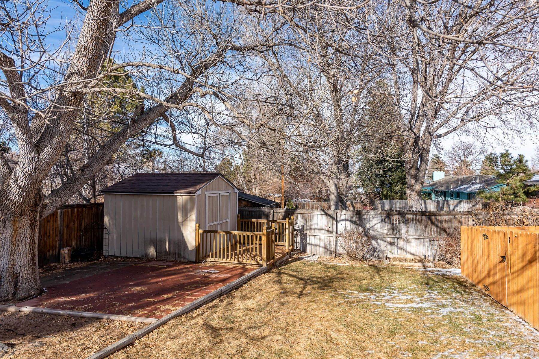 25. Single Family Homes for Active at 3871 S Hillcrest Drive, Denver, CO, 80237 3871 S Hillcrest Drive Denver, Colorado 80237 United States