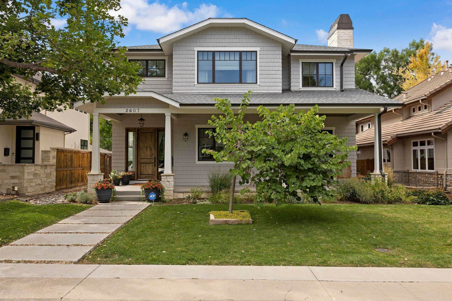 5. Single Family Homes for Active at Incredible two-story contemporary cape cod style with flawless finishes 2607 S Madison Street Denver, Colorado 80210 United States
