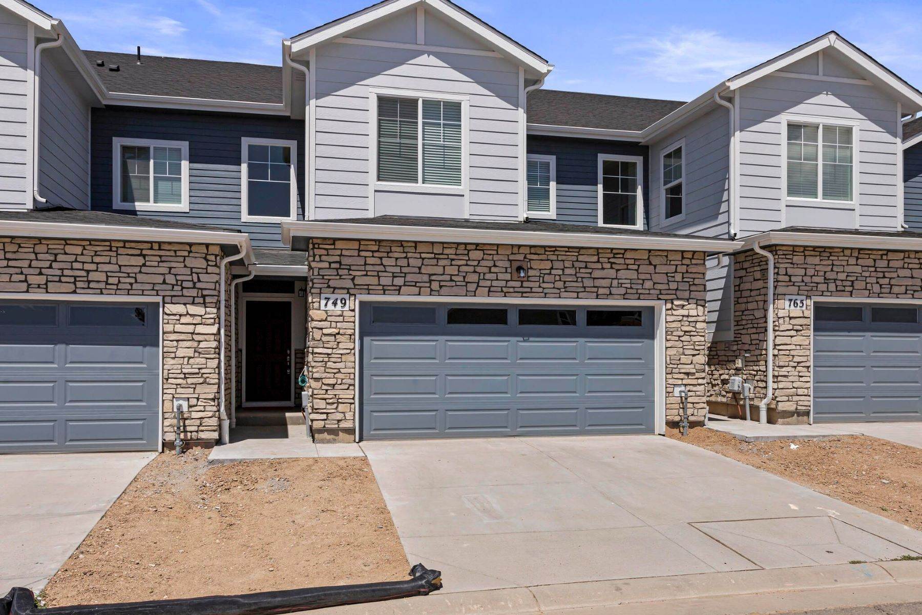 Multi-Family Homes for Active at New Dream Finder Homes Townhome in Castle Rock with Open Floorplan 749 Bishop Pine Way Castle Rock, Colorado 80104 United States