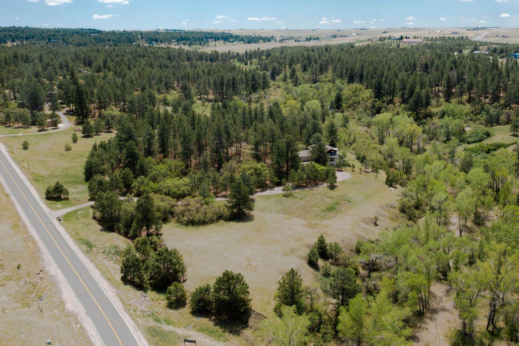 34. Single Family Homes for Active at Welcome to a piece of history! 10228 Tomichi Drive Franktown, Colorado 80116 United States