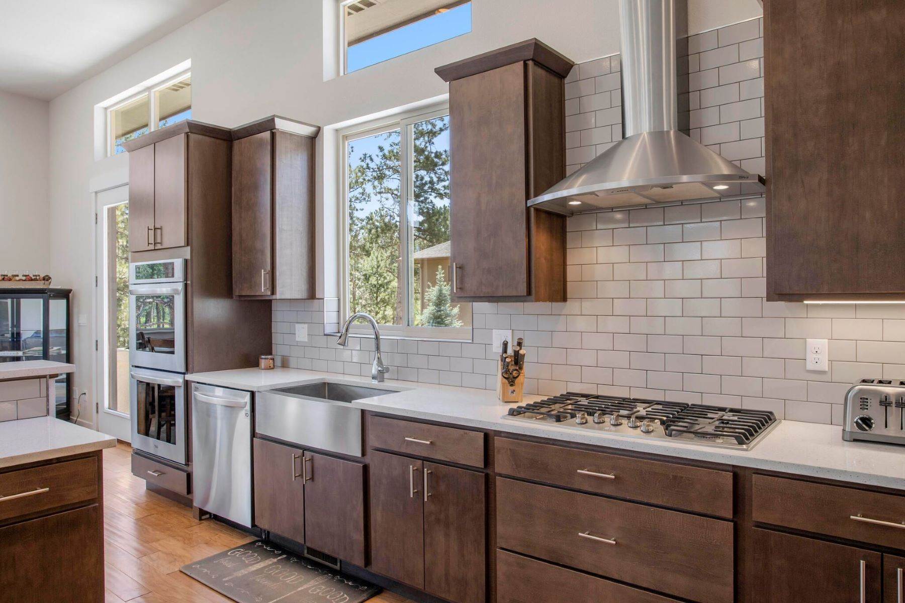 10. Single Family Homes por un Venta en Mountain modern custom home by award winning architect Michael Knorr! 602 Independence Drive Larkspur, Colorado 80118 Estados Unidos