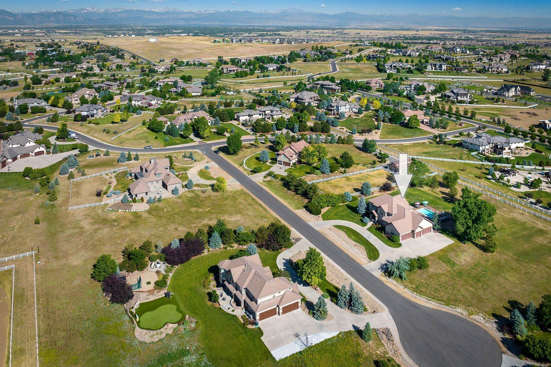 39. Single Family Homes for Active at Incredible custom home on 1.77 acre lot in Spruce Meadows 2493 Greenfield Lane Broomfield, Colorado 80023 United States