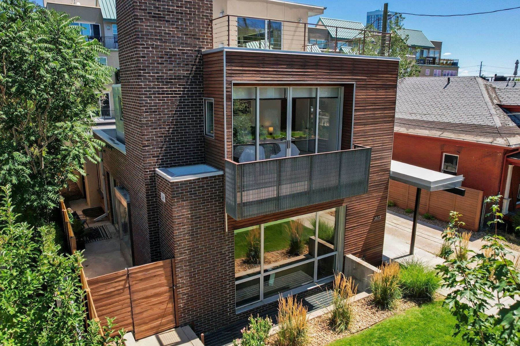 2. Single Family Homes for Active at One of a kind, true modern design by architect Matt Davis of Davis Urban. 2822 Umatilla Street Denver, Colorado 80211 United States