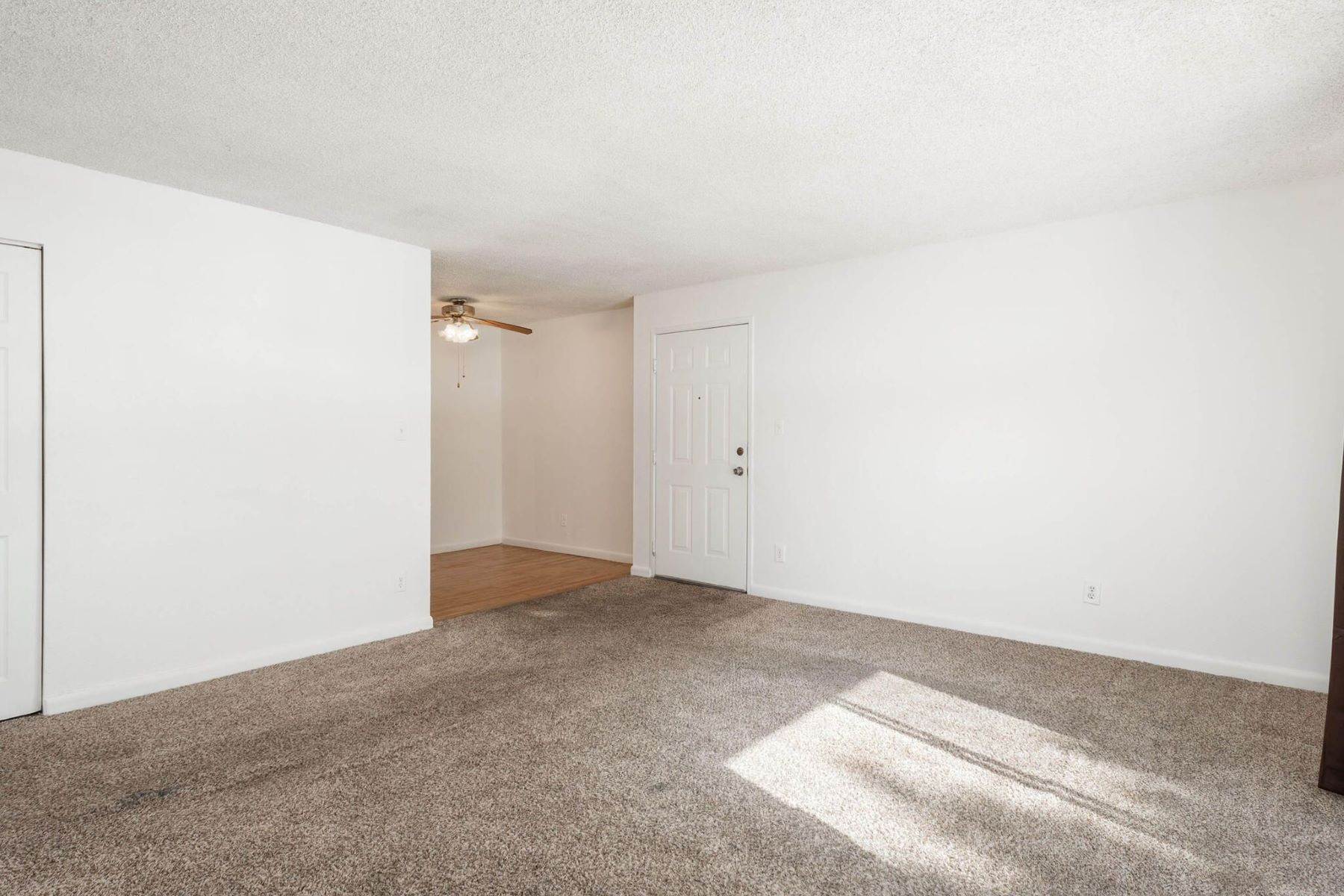 6. Condominiums for Active at Perfect Condo To Own An Affordable Property in the Denver Metro Area! 10211 Ura Lane, Unit# 9-201 Thornton, Colorado 80260 United States