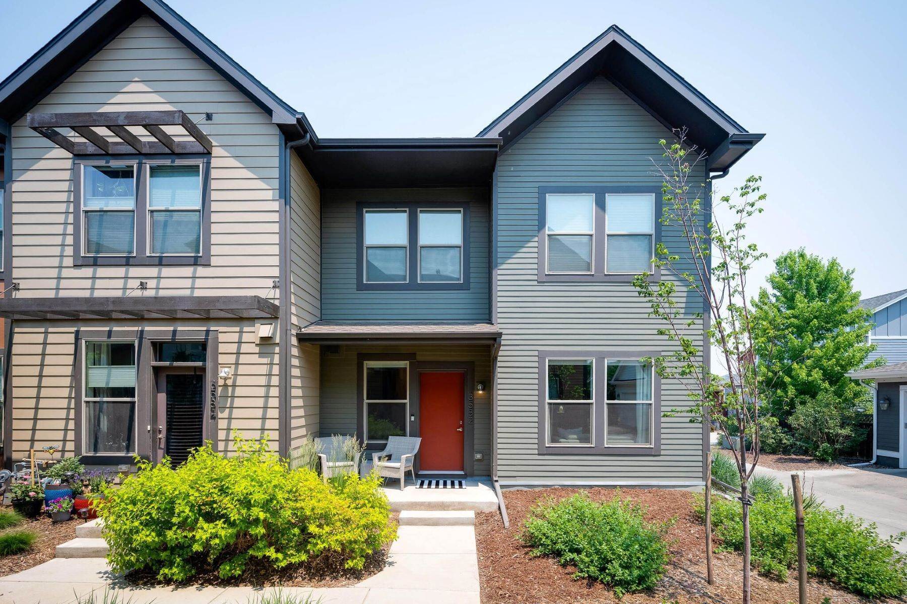 Multi-Family Homes for Active at Affordable Housing Townhome Located in Central Park! 3582 Central Park Boulevard Denver, Colorado 80238 United States