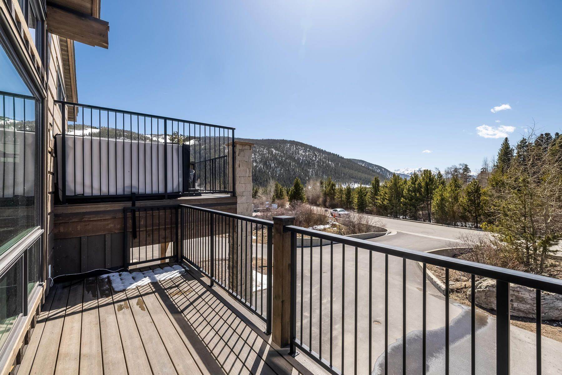 43. Duplex Homes for Active at Mountain Modern Sanctuary 164 Caravelle Drive Keystone, Colorado 80435 United States