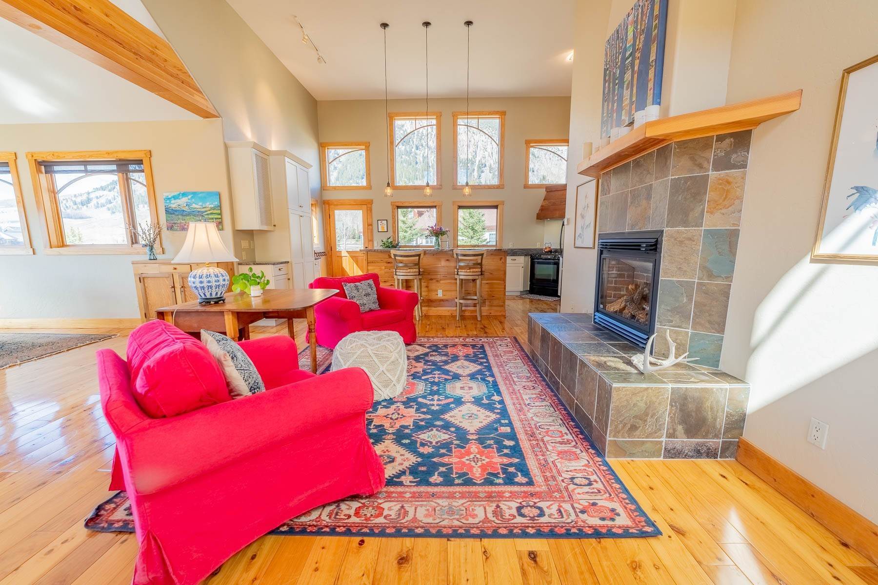 11. Single Family Homes for Active at 92 W Silver Sage Drive, Crested Butte, CO 81224 92 W Silver Sage Drive Crested Butte, Colorado 81224 United States