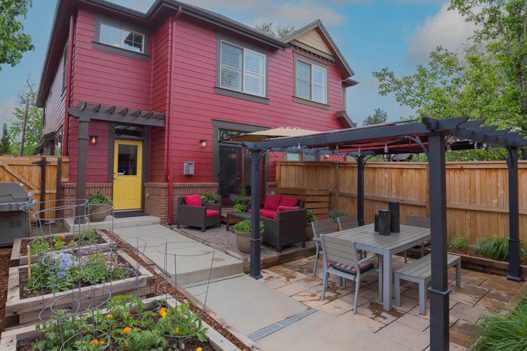 32. Other Residential Homes for Active at Stunning Updated Duplex in Highly Sought-After Platt Park! 1171 South Logan Street Denver, Colorado 80210 United States