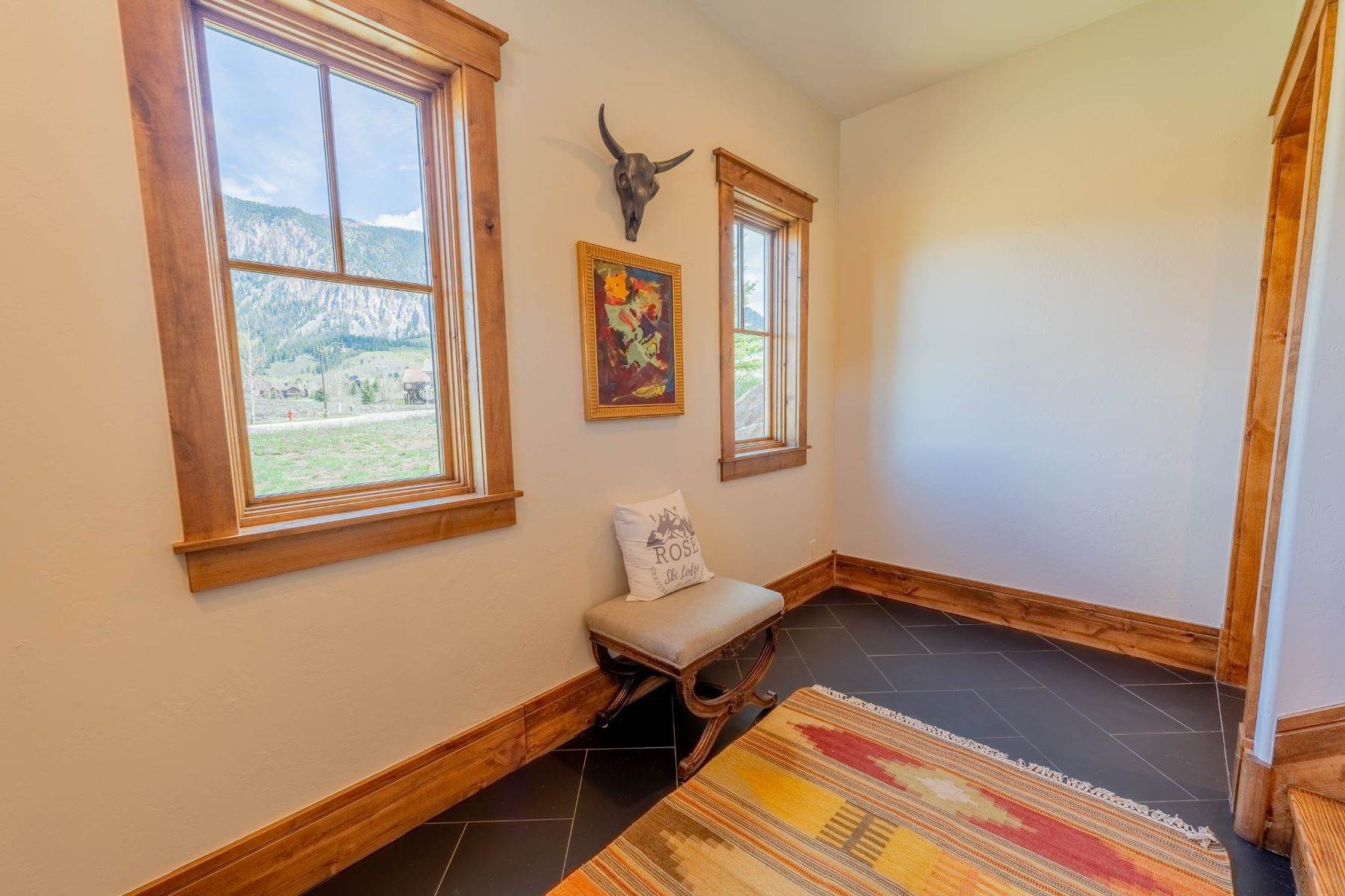 8. Single Family Homes for Active at Welcome to 20 Lexie Court in the Larkspur Subdivision 20 Lexie Court Crested Butte, Colorado 81224 United States