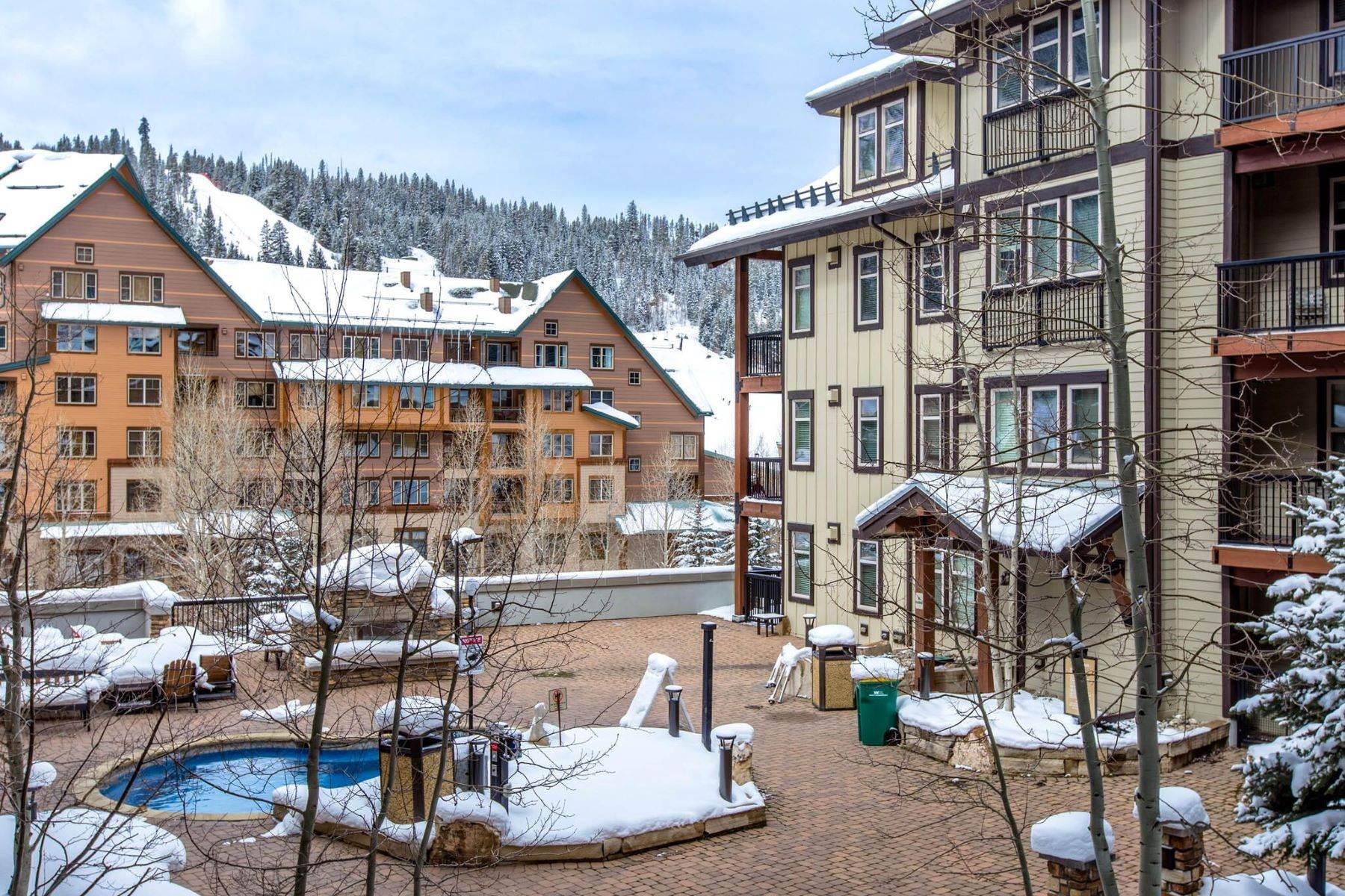 40. Condominiums for Active at Ski Lover's Dream 670 Winter Park Drive, Unit 3622/3624 Winter Park, Colorado 80482 United States