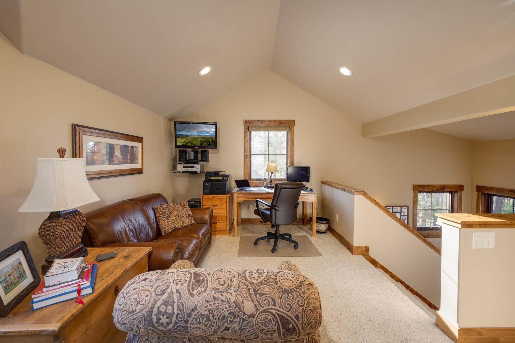 40. Single Family Homes for Active at Upscale Mountain Retreat 2076 GCR 519 Tabernash, Colorado 80478 United States