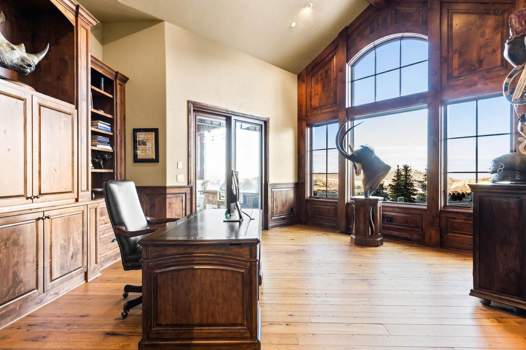 18. Single Family Homes for Active at Dreamy Custom-Built Home 10098 Whistling Elk Drive Littleton, Colorado 80127 United States