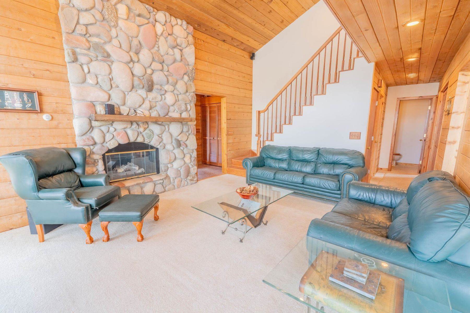 9. Single Family Homes for Active at 10 Arrowhead Circle, Mt. Crested Butte, CO 81225 10 Arrowhead Circle Mount Crested Butte, Colorado 81225 United States
