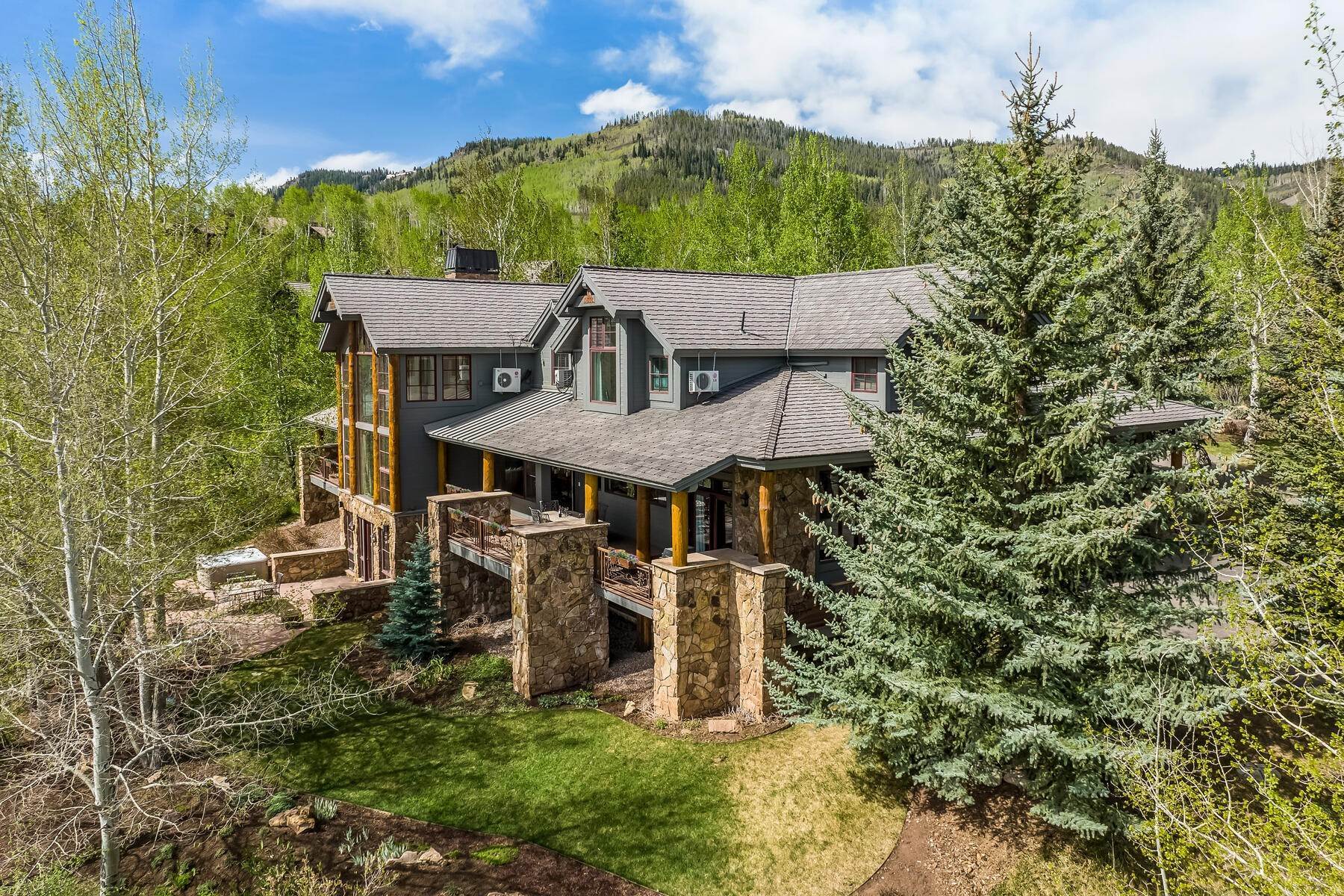 5. Single Family Homes for Active at Bearden Meadows Residence 170 Aspen Meadows Road Edwards, Colorado 81632 United States