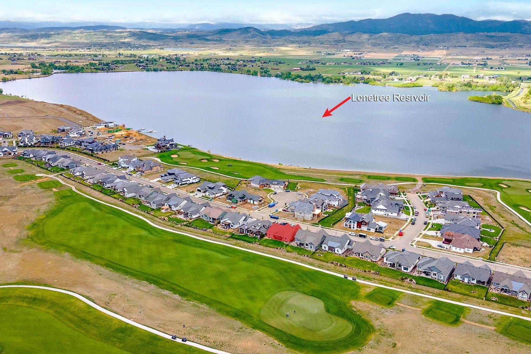 38. Single Family Homes for Active at Located on the 11th hole at TPC Colorado at Heron Lakes 2996 Heron Lakes Pkwy Berthoud, Colorado 80513 United States
