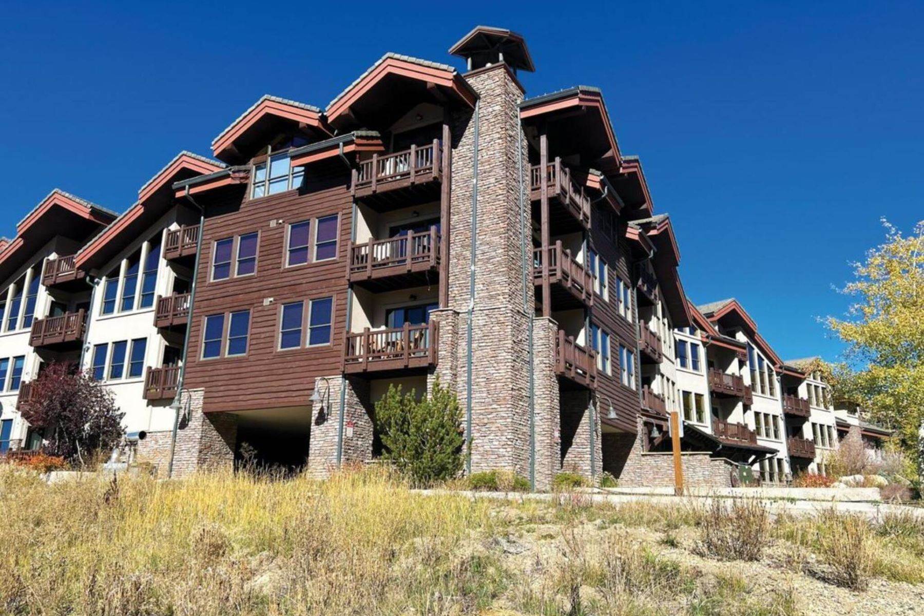 Condominiums for Active at A Turn-Key Corner Condo at Black Bear Lodge, Crested Butte 9 Hunter Hill Road Unit 105 Mount Crested Butte, Colorado 81225 United States